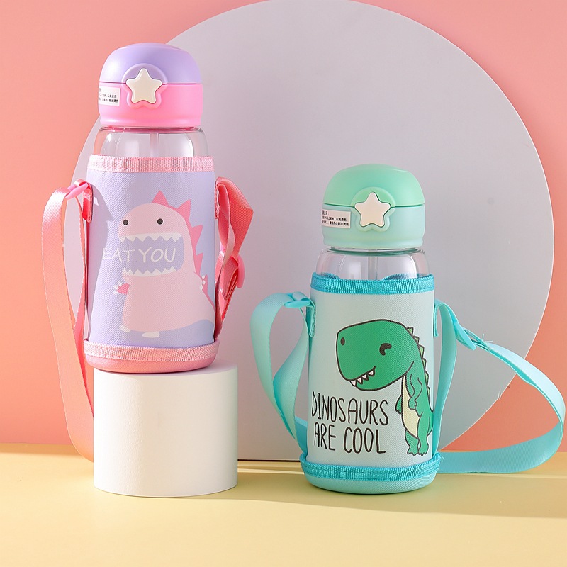 Creative children's plastic cups Application Scenario