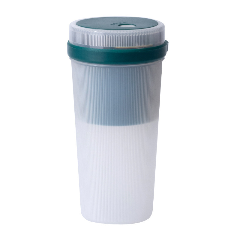 Handheld juicer pic 3