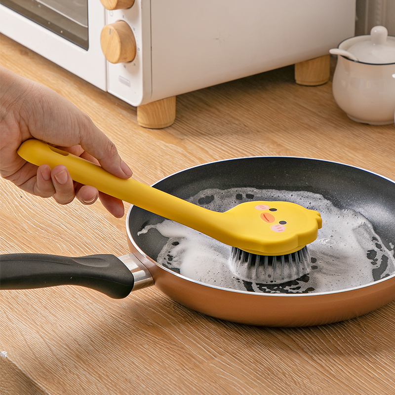 Little Yellow Duck pot wash brush, long-handled kitchen household dishwashing and cleaning ball brush, cup brush, cute duck brush, pot and sink cleaning wonder Application Scenario