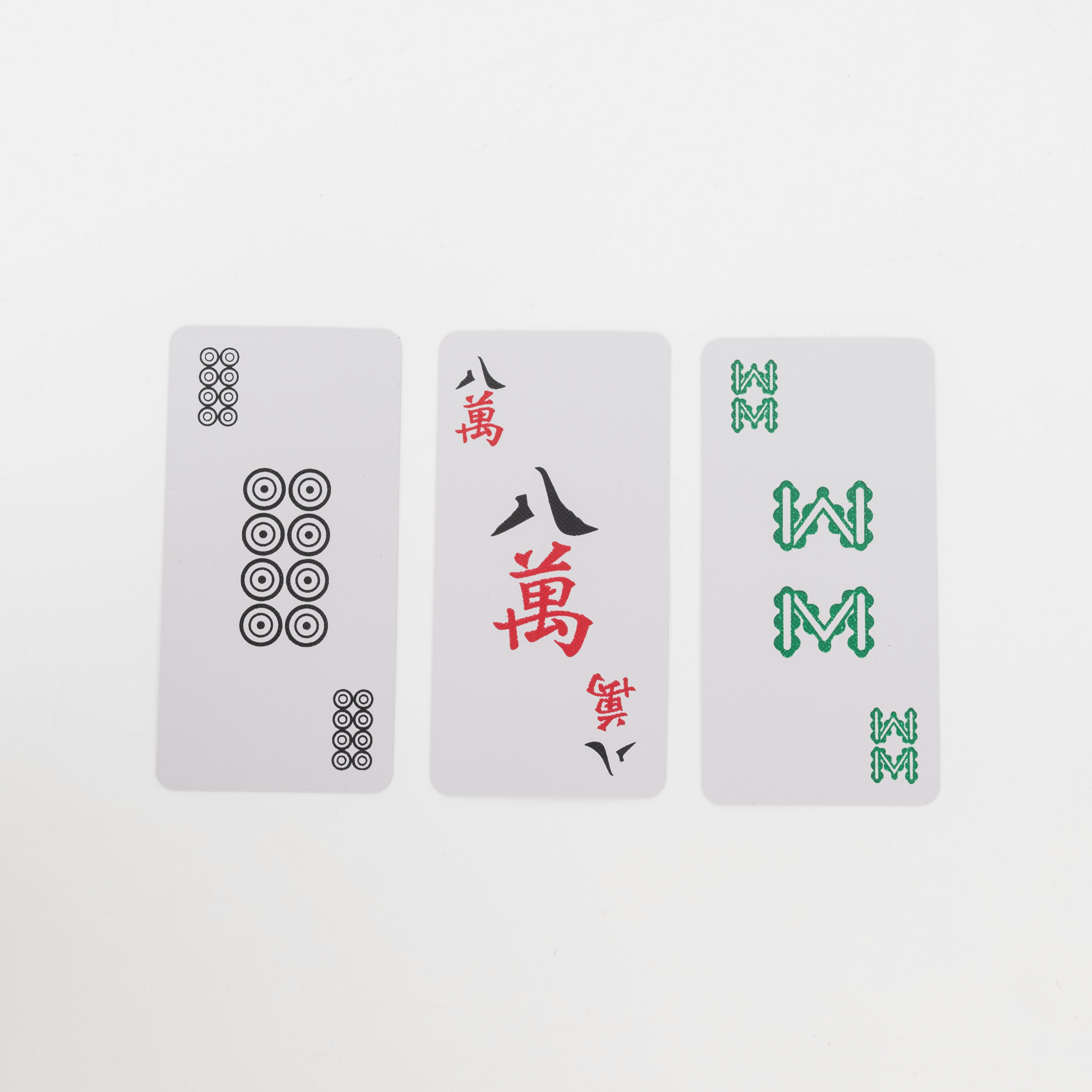 塑料牌/麻将牌/塑料麻将牌白底实物图