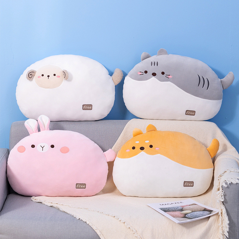 Adorable dibujos animados almohada animal cojín oficina almohada gatito almohada de molusco cojín juguete de peluche Application Scenario