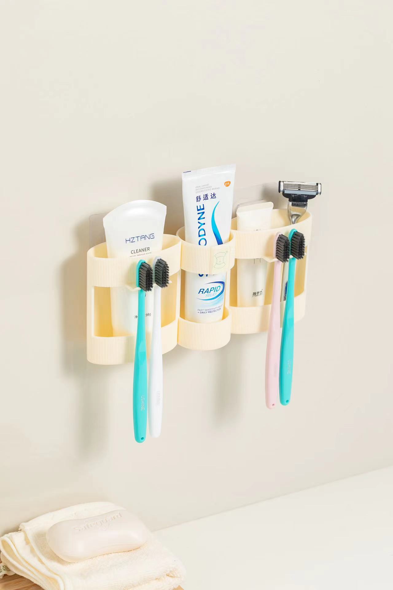 Toothbrush holder, household toothbrush holder