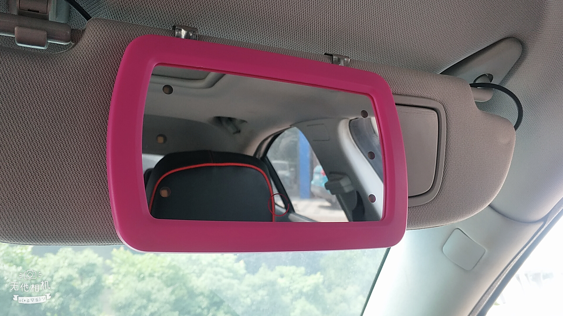 Car makeup mirror charging LED lighting mirror details Picture