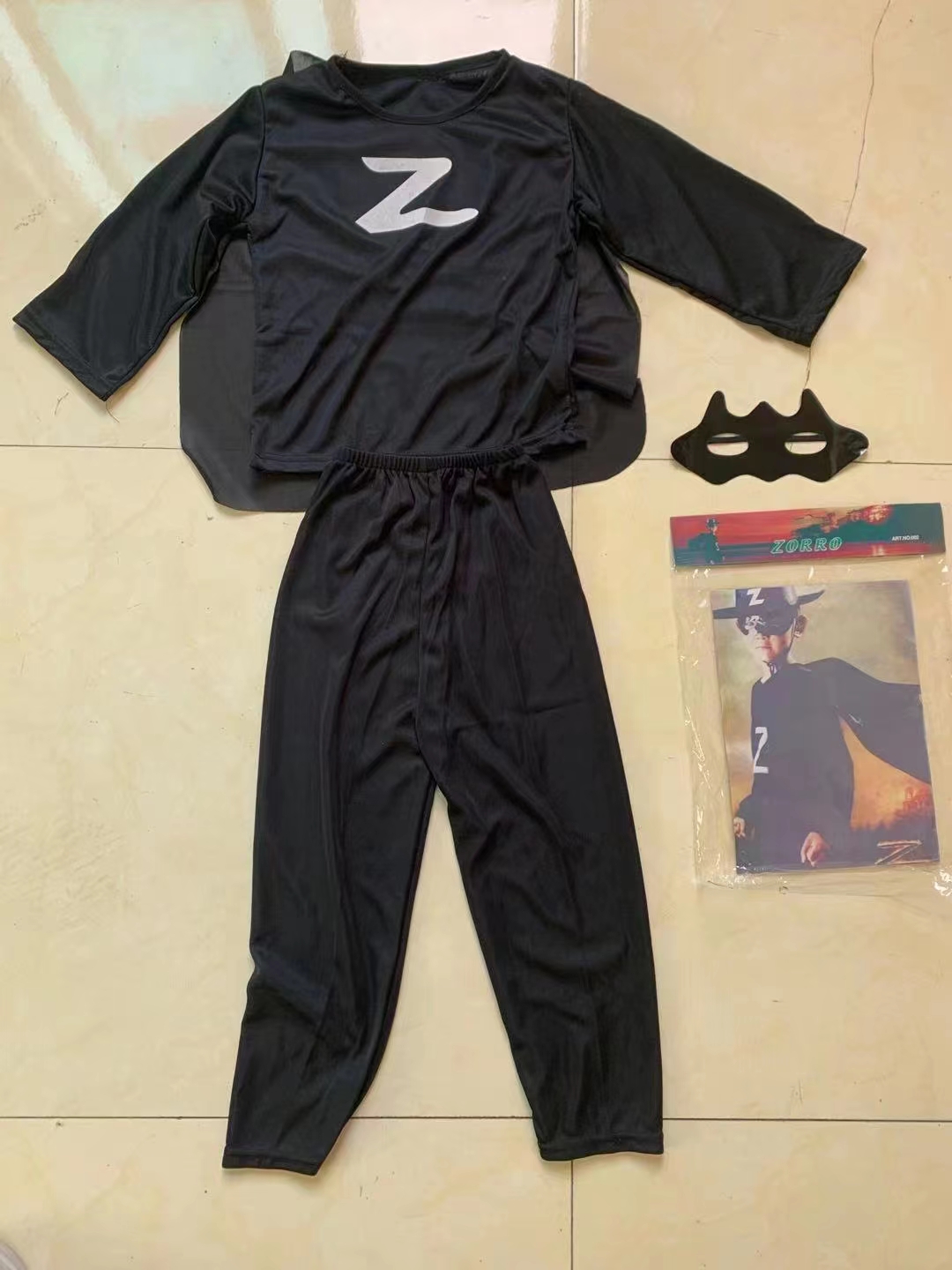 幽林服饰，佐罗衣服1