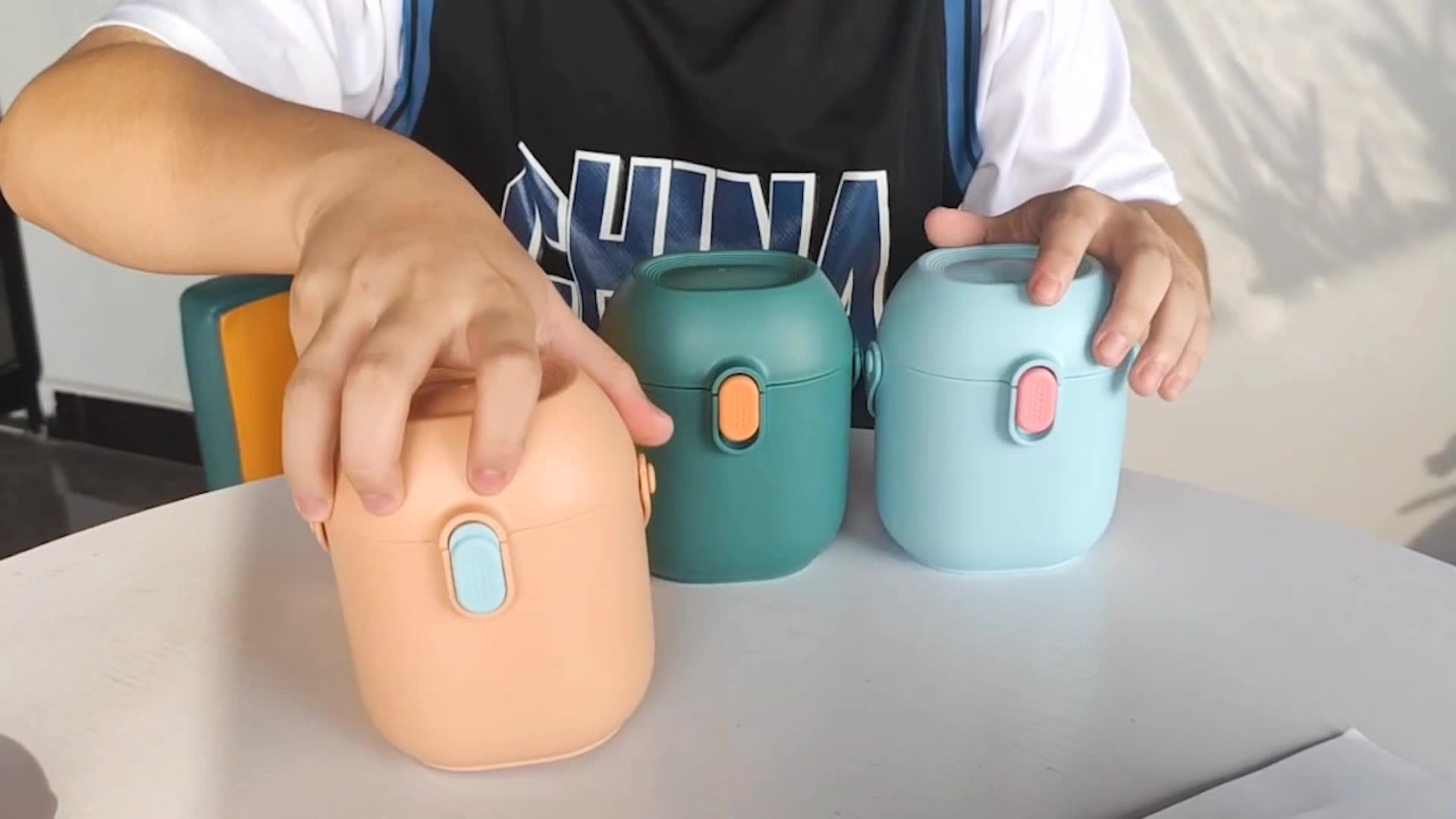 Baby milk powder storage tank