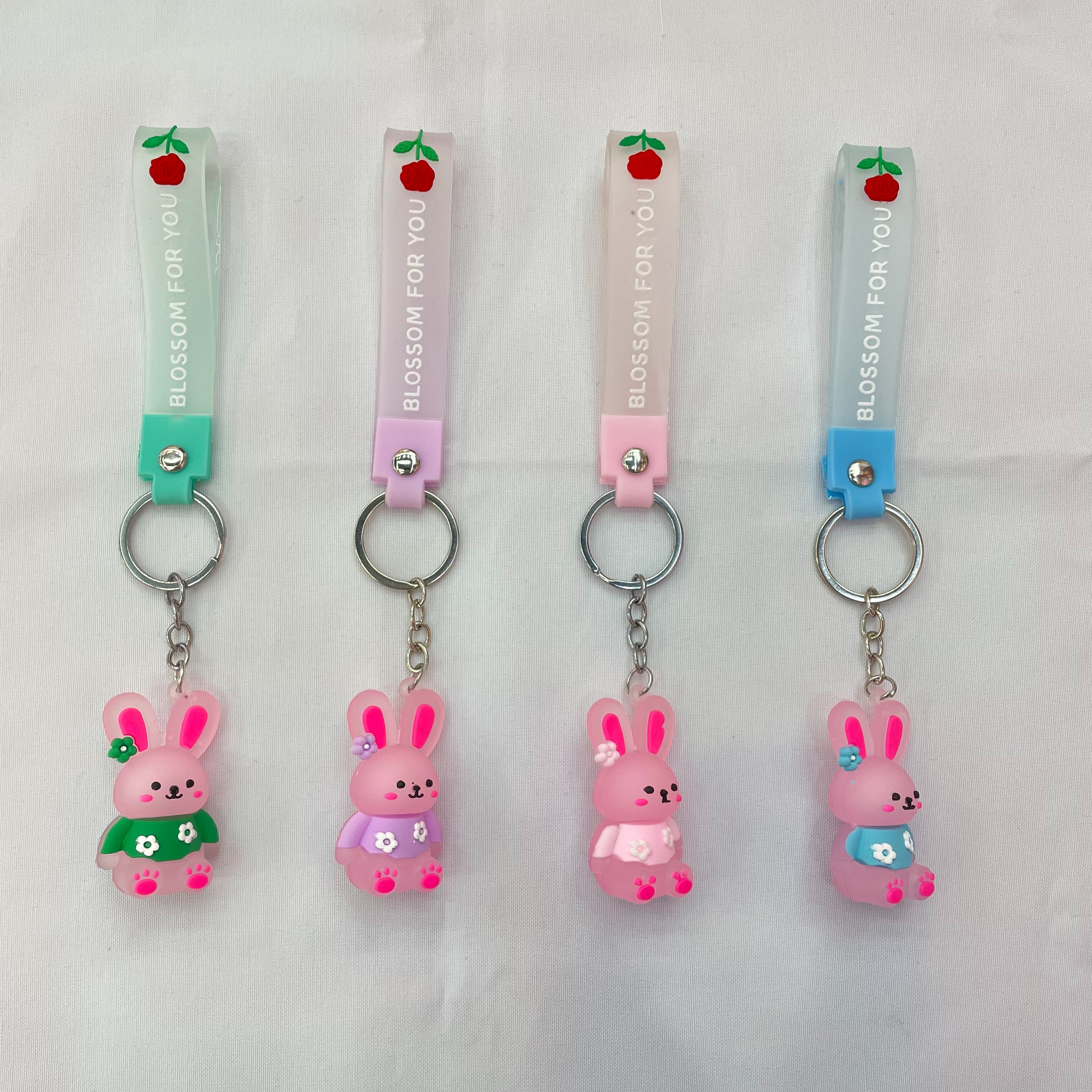 Creative cartoon rabbit soft rubber keychain rabbit three-dimensional figurine pendant