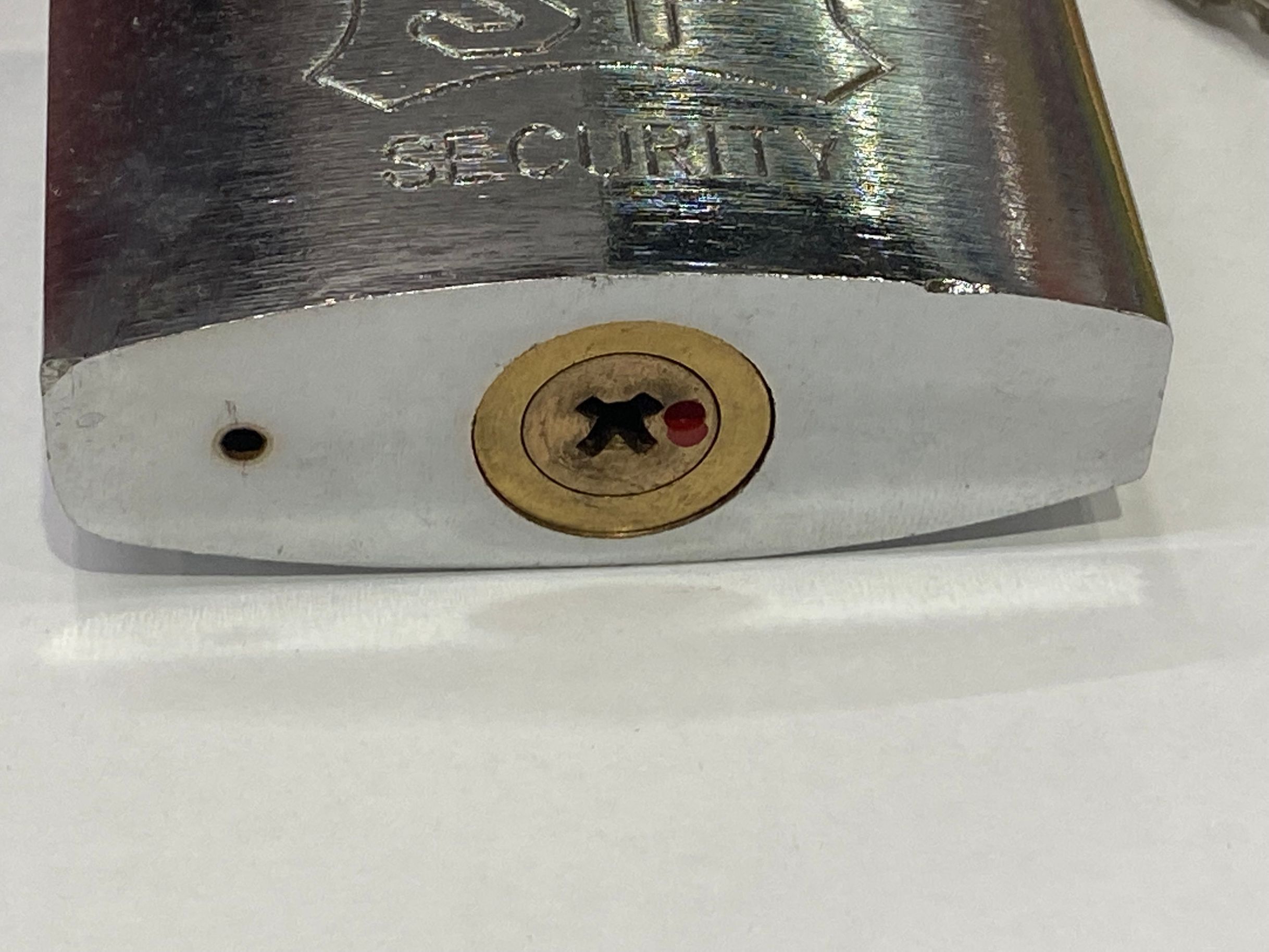 * القفل الكروي ذو القفل الكروي الصليبي البالغ 3mm details Picture