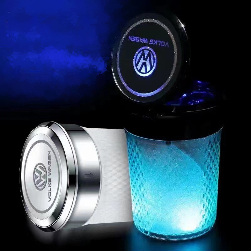 لوازم السيارات، لوازم الملابس الداخلية للسيارات، منفضة سجائر من طراز LED من طراز QW229.