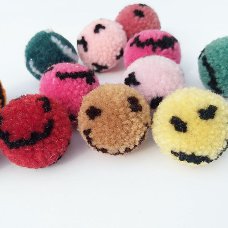 装饰配件 服装饰品/开司米球白底实物图