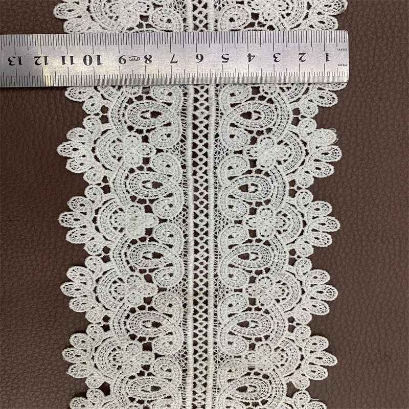 Factory direct sales of lace accessories, water-soluble lace, embroidery, high-quality polyester-polyester double-sided symmetrical water-soluble polyester-polyester lace. Customized according to samples