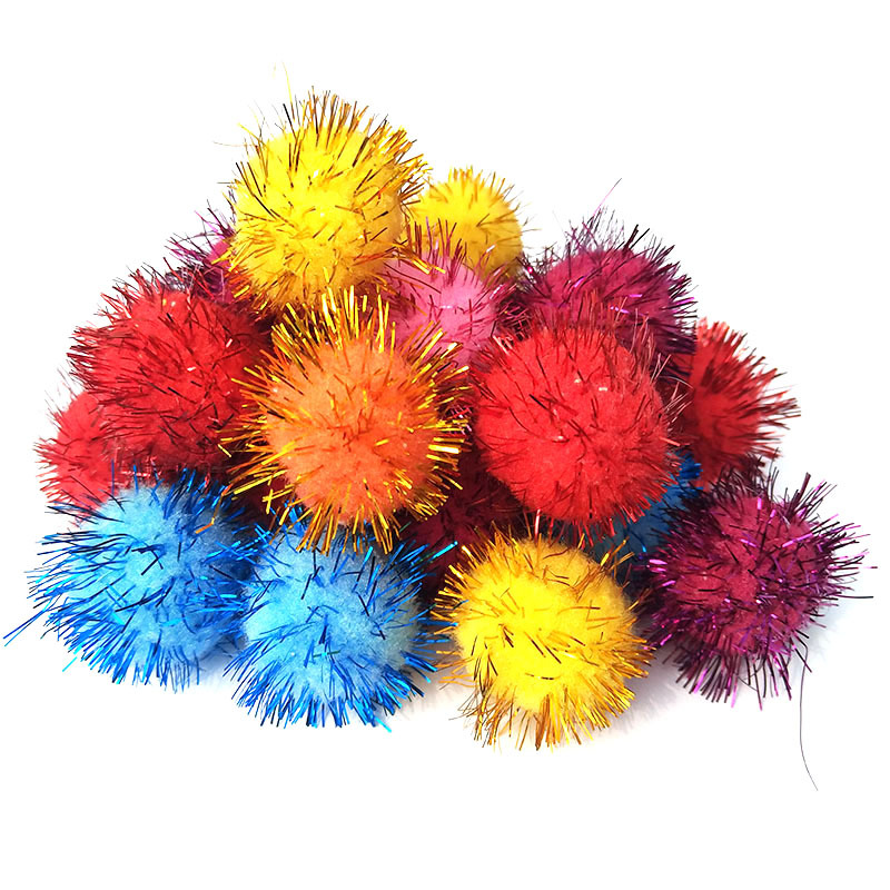 5CM mixed-color gold onion balls, polyester plush balls, Christmas plush balls, gold thread balls, handmade small plush balls for kindergartens, decorative accessories, clothing accessories, Xingsheng Balls JCQ050 Application Scenario