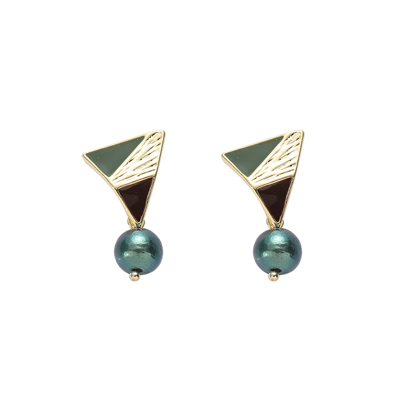 Yudie's new niche design geometric shape metal bead earrings are unique, versatile, elegant and fashionable. They are Yudie accessories