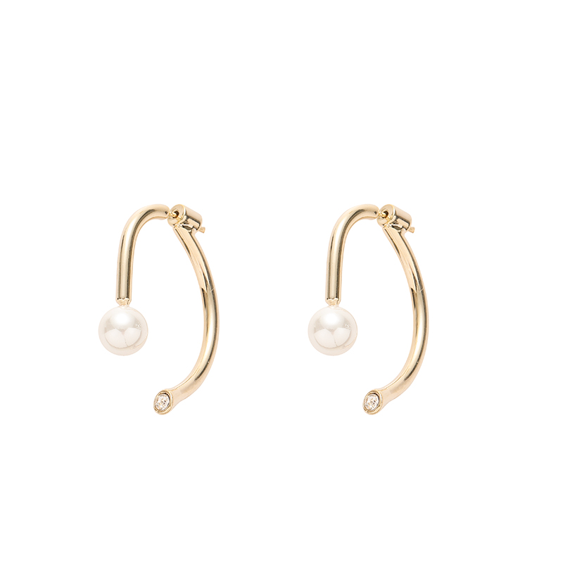 Korean-style light luxury, individual and cold style, inS-style fashionable earrings, stud earrings and butterfly accessories Item Picture