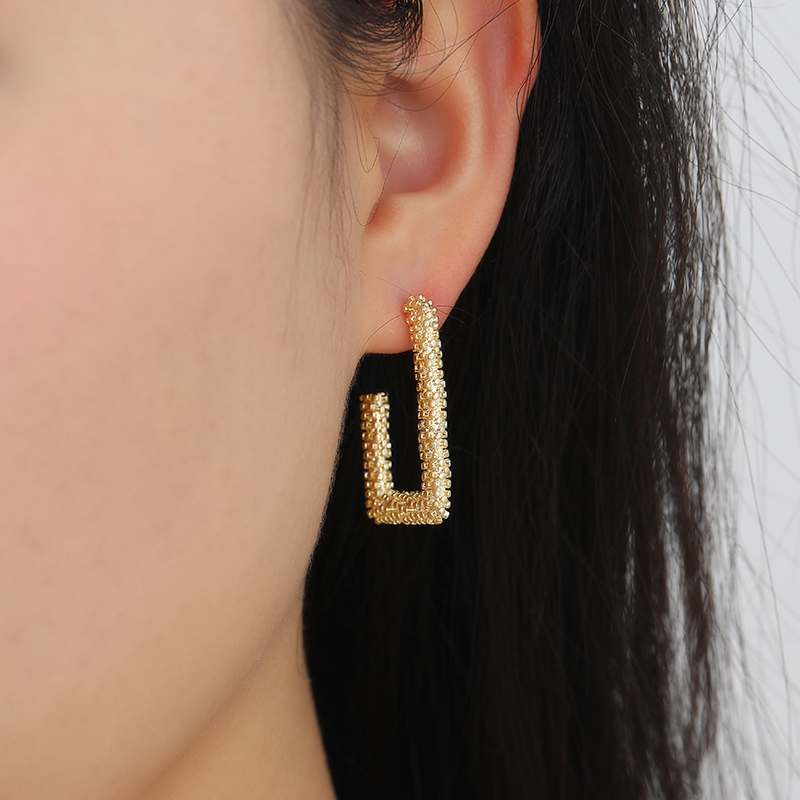 Korean-style light luxury, fashionable and individual square ring, elegant and versatile French earrings, stud earrings and butterfly accessories Specification image