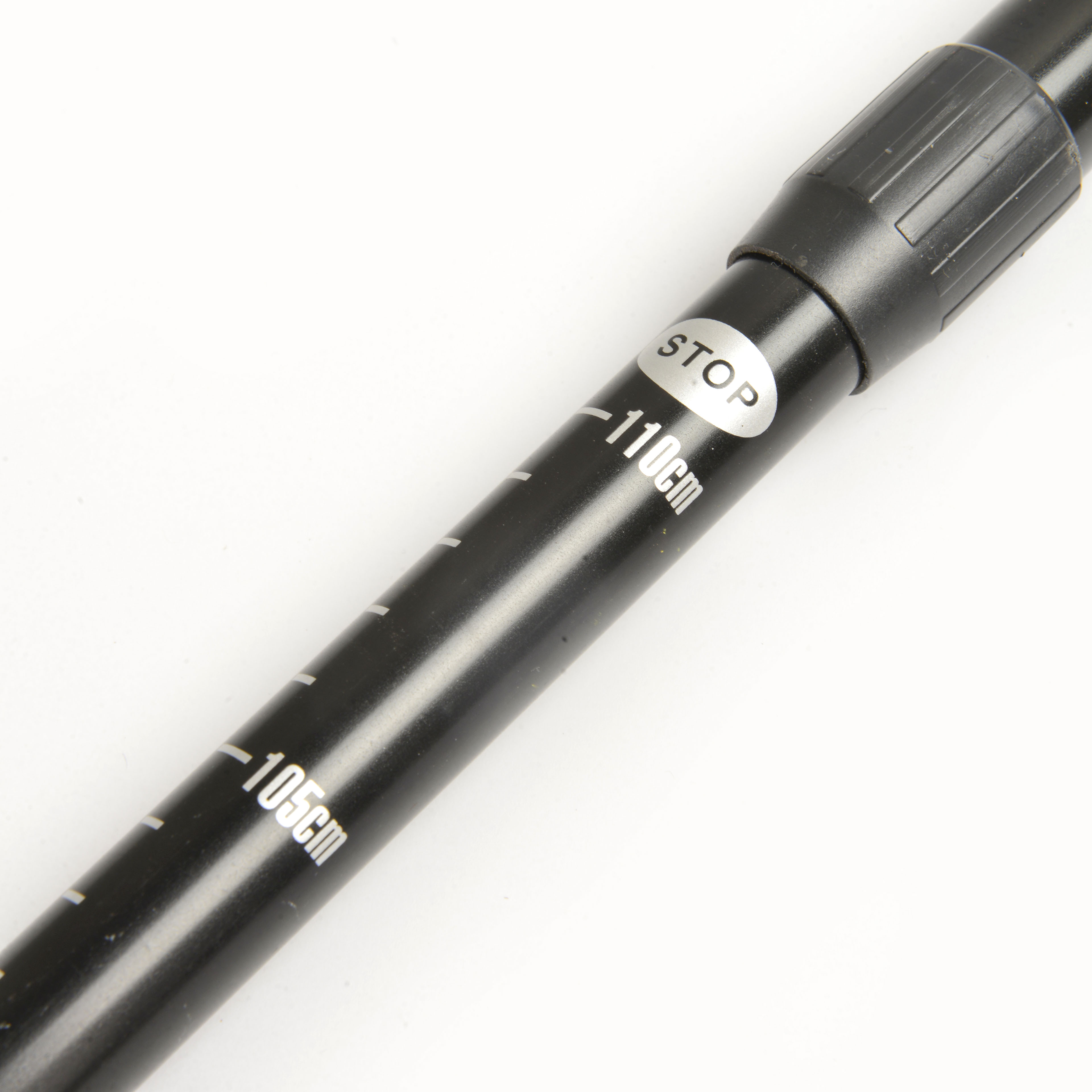 The 5-inch aluminum alloy hiking stick is extendable details Picture