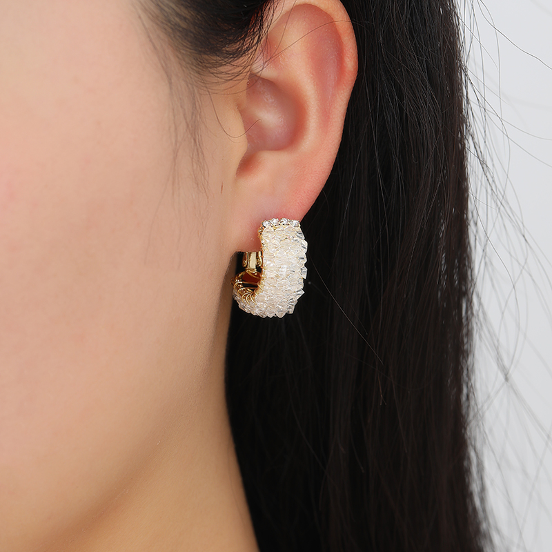 Korean-style handcrafted crystal hand-woven earrings, stud earrings and butterfly accessories Application Scenario
