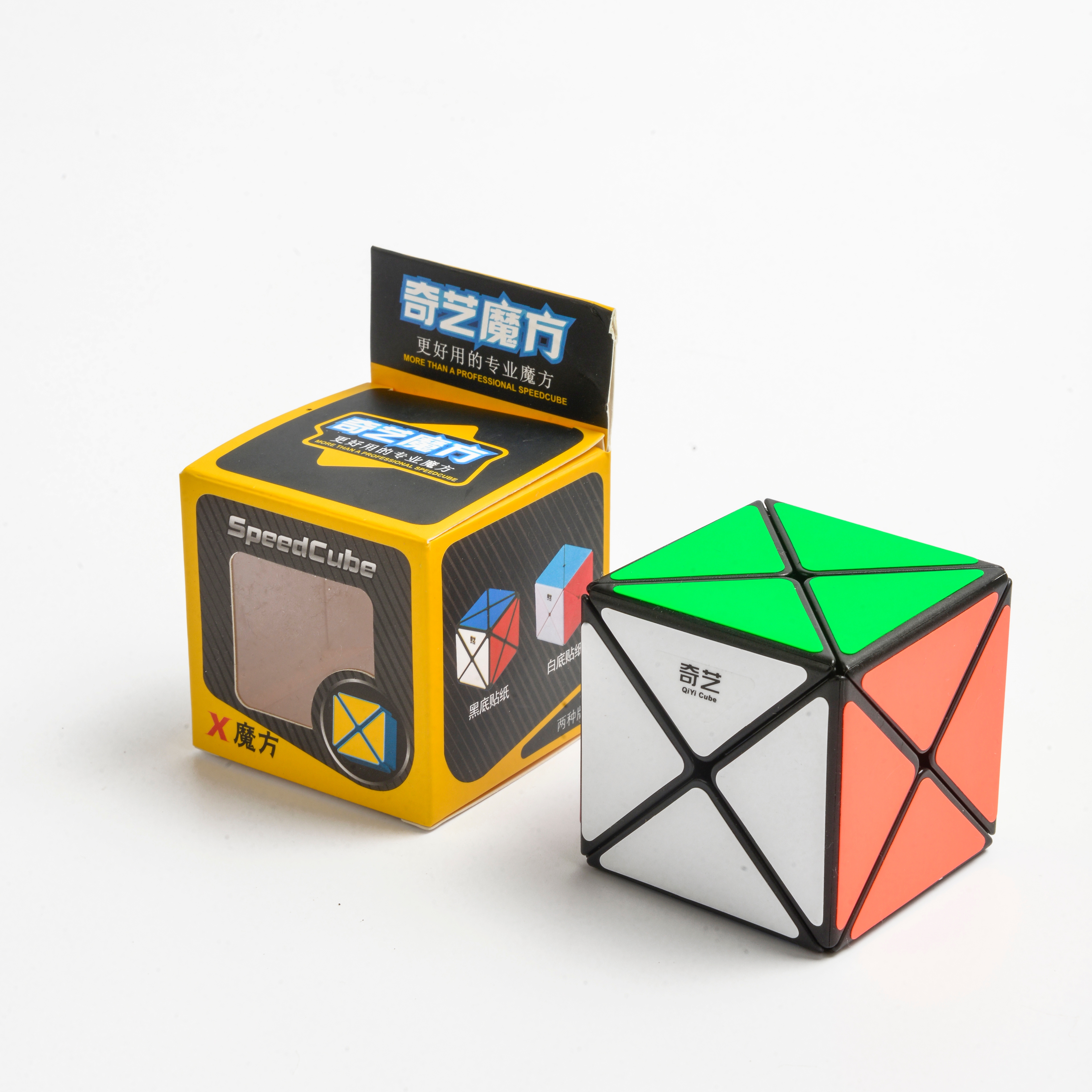 奇艺正品 益智玩具 黑底贴纸X魔方 趣味异形顺滑魔方 