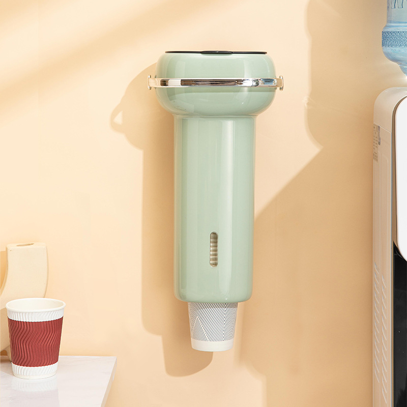 Automatic cup dispenser for water dispensers
