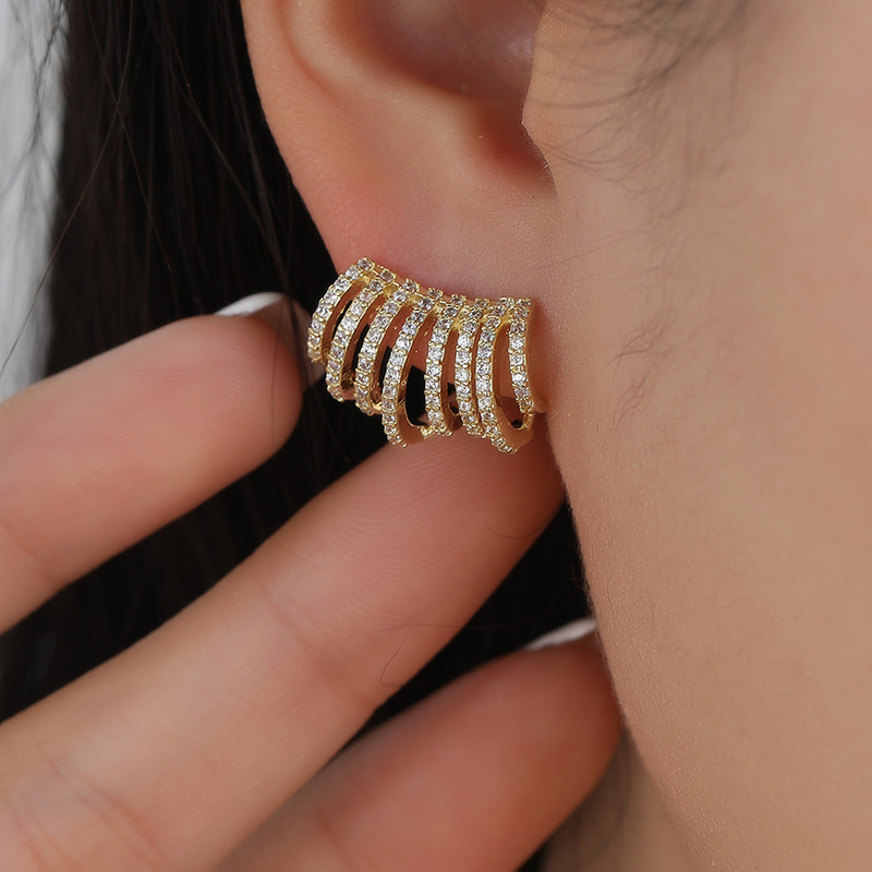 Korean-style fashionable, elegant and simple multi-claw grid earrings, stud earrings and butterfly accessories Specification image