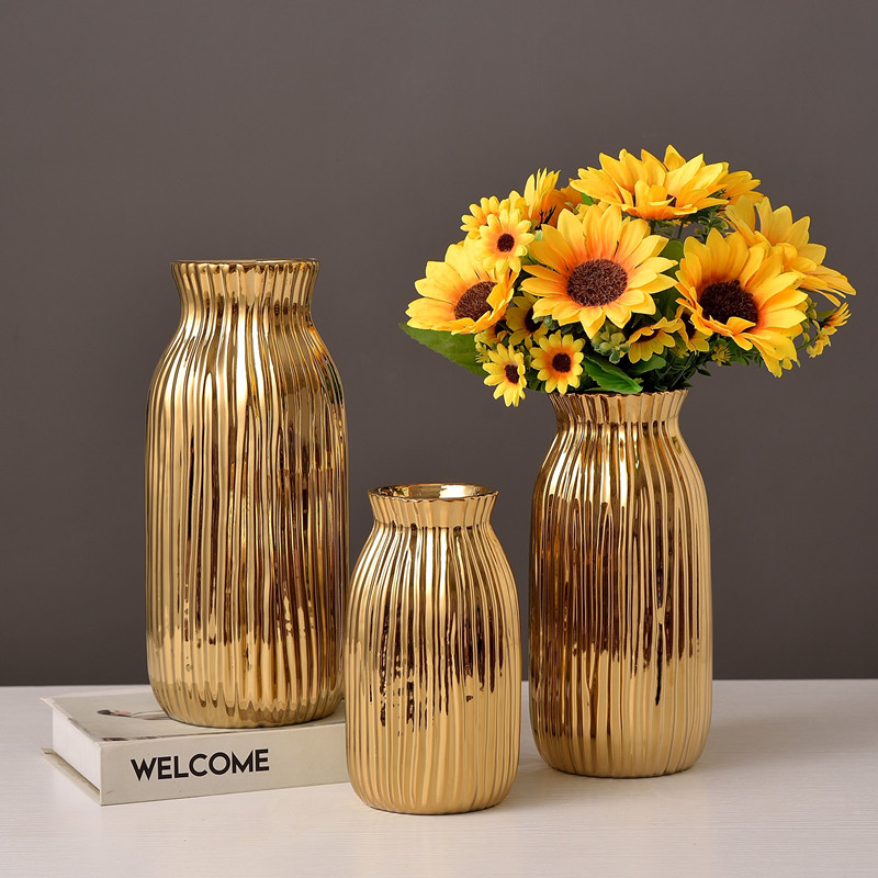 New Nordic simple and modern electroplated ceramic vases, living room dining table, home decoration items, wedding and hotel handicrafts Application Scenario