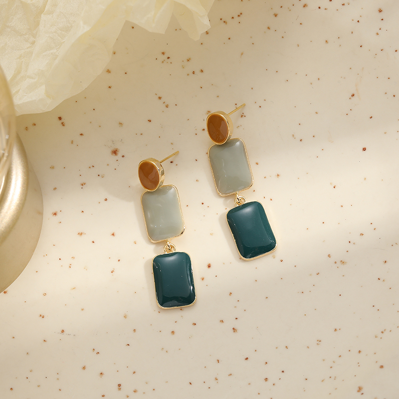 Korean-style French oil-dripping color-blocking fashion art earrings, stud earrings and butterfly accessories details Picture