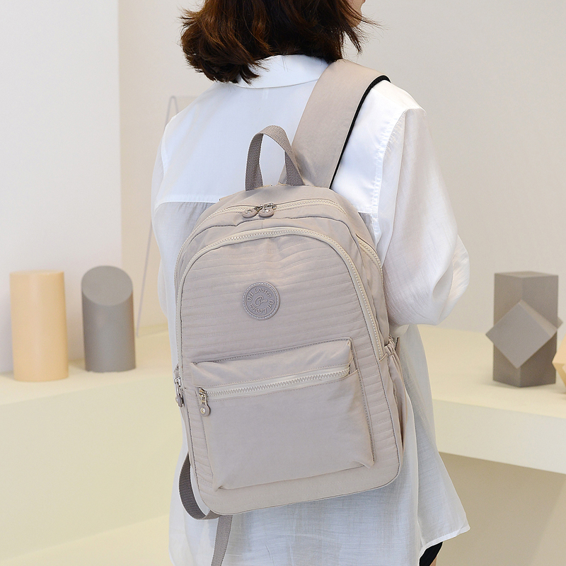 New waterproof, exquisite and fashionable travel and shopping women's backpack, nylon bag, casual backpack, women's bag, versatile Oxford fabric, large capacity, multi-purpose women's bag Application Scenario