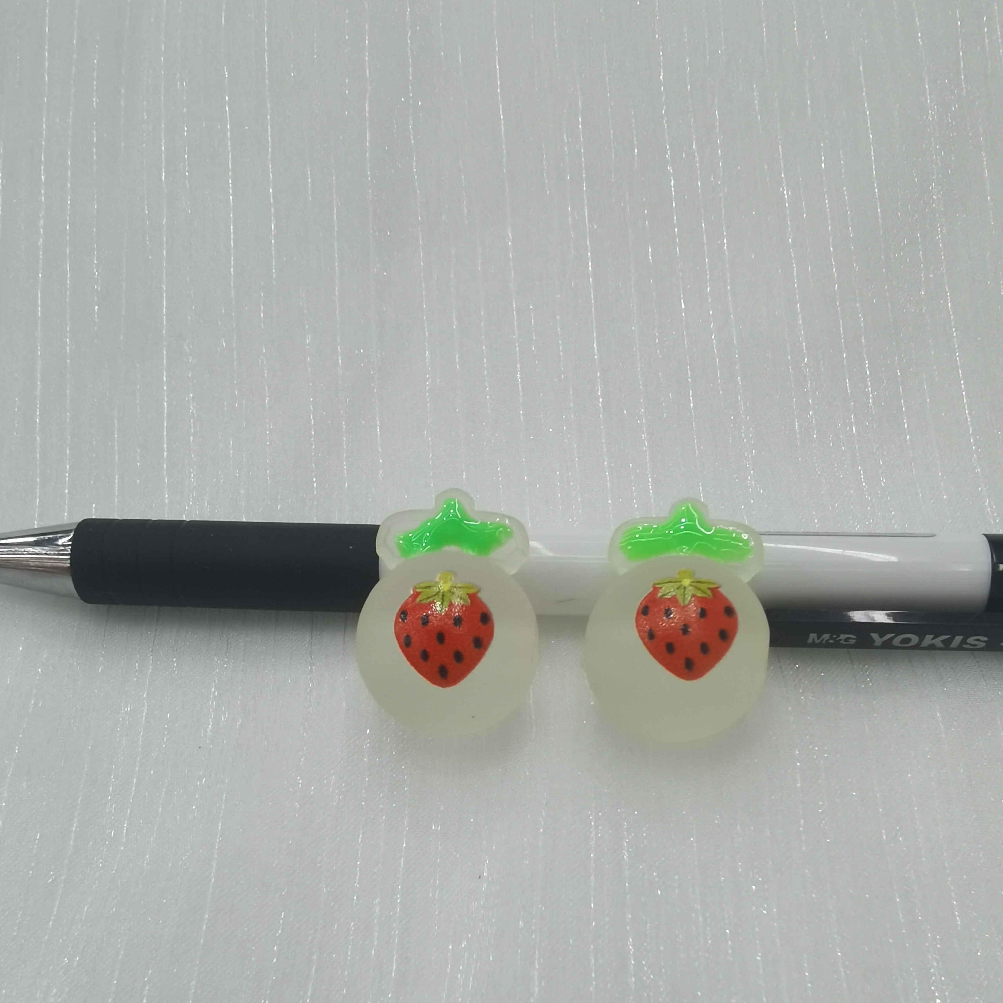 发绳皮筋/皮筋白底实物图