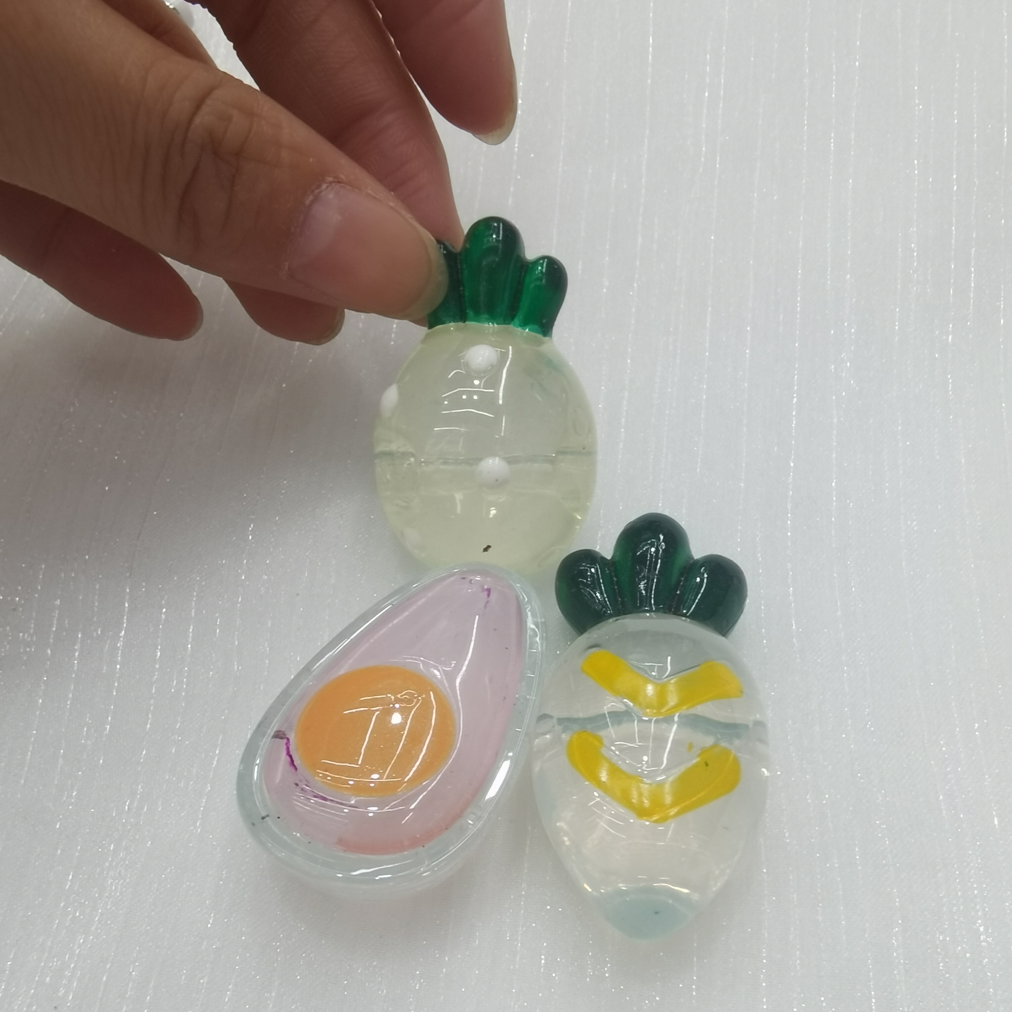 97 rubber acrylic beads, hair strings, rubber bands, DIY handcrafted beads, DIY handcrafted beads Application Scenario