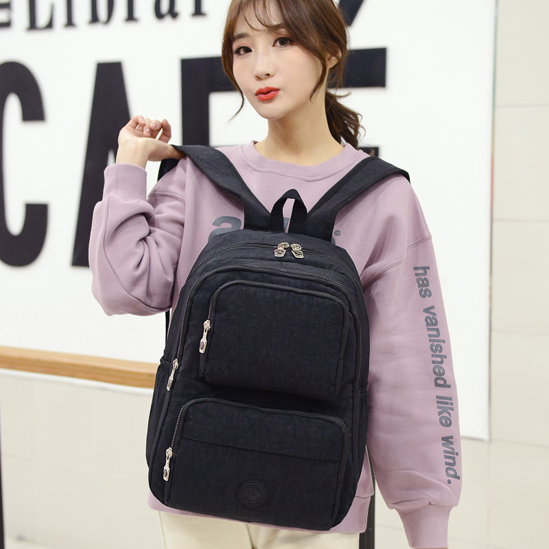 A popular waterproof, exquisite and fashionable travel and shopping backpack for women, nylon bag, casual backpack for women, versatile Oxford fabric, large-capacity, multi-purpose women's bag Application Scenario