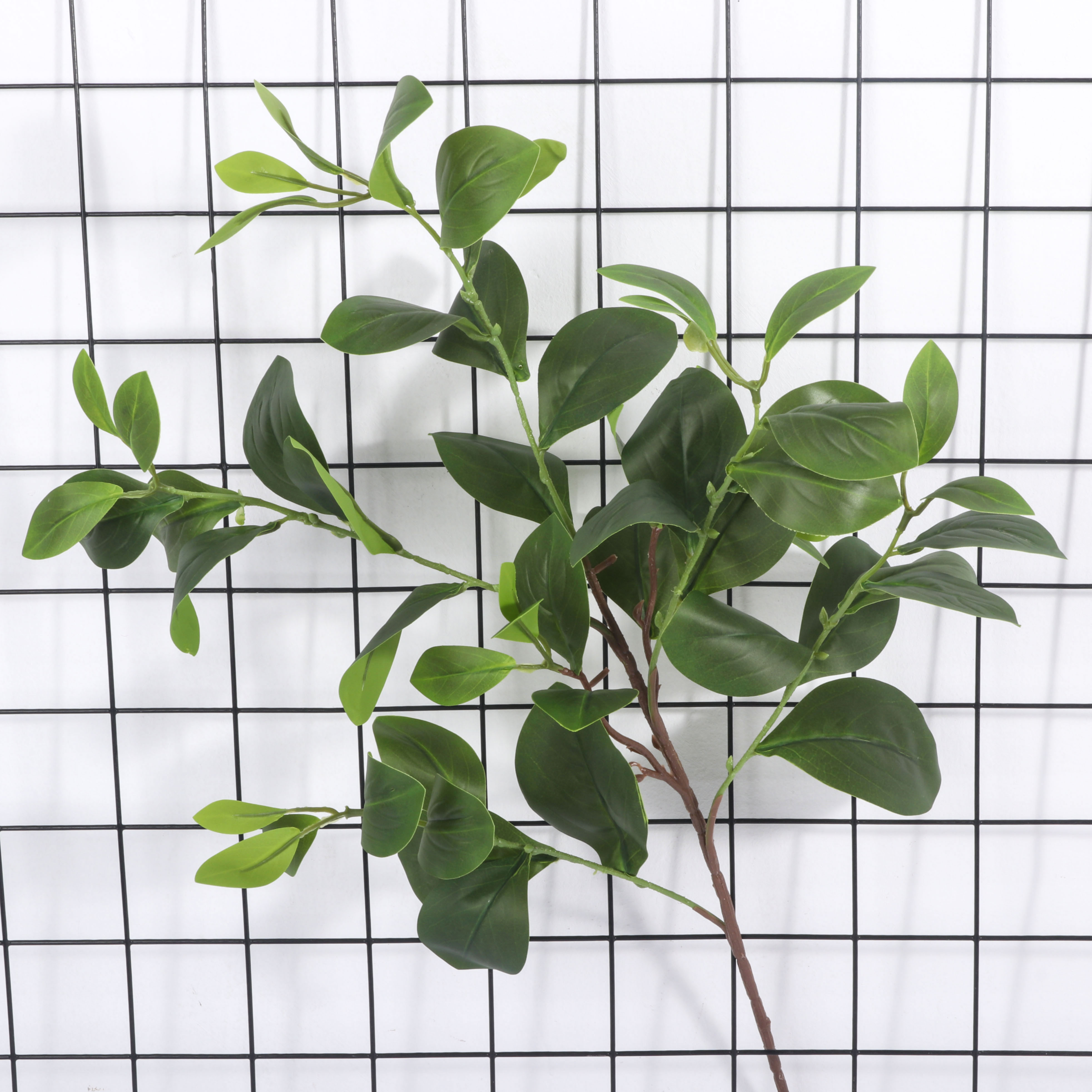 Artificial green plants with artificial broad leaves, green leaf plants, garden landscaping, soft decoration, flower arrangement accessories, home and wedding decoration, artificial green plants, green leaves, artificial plant leaves, soft decoration engineering decoration Item Picture
