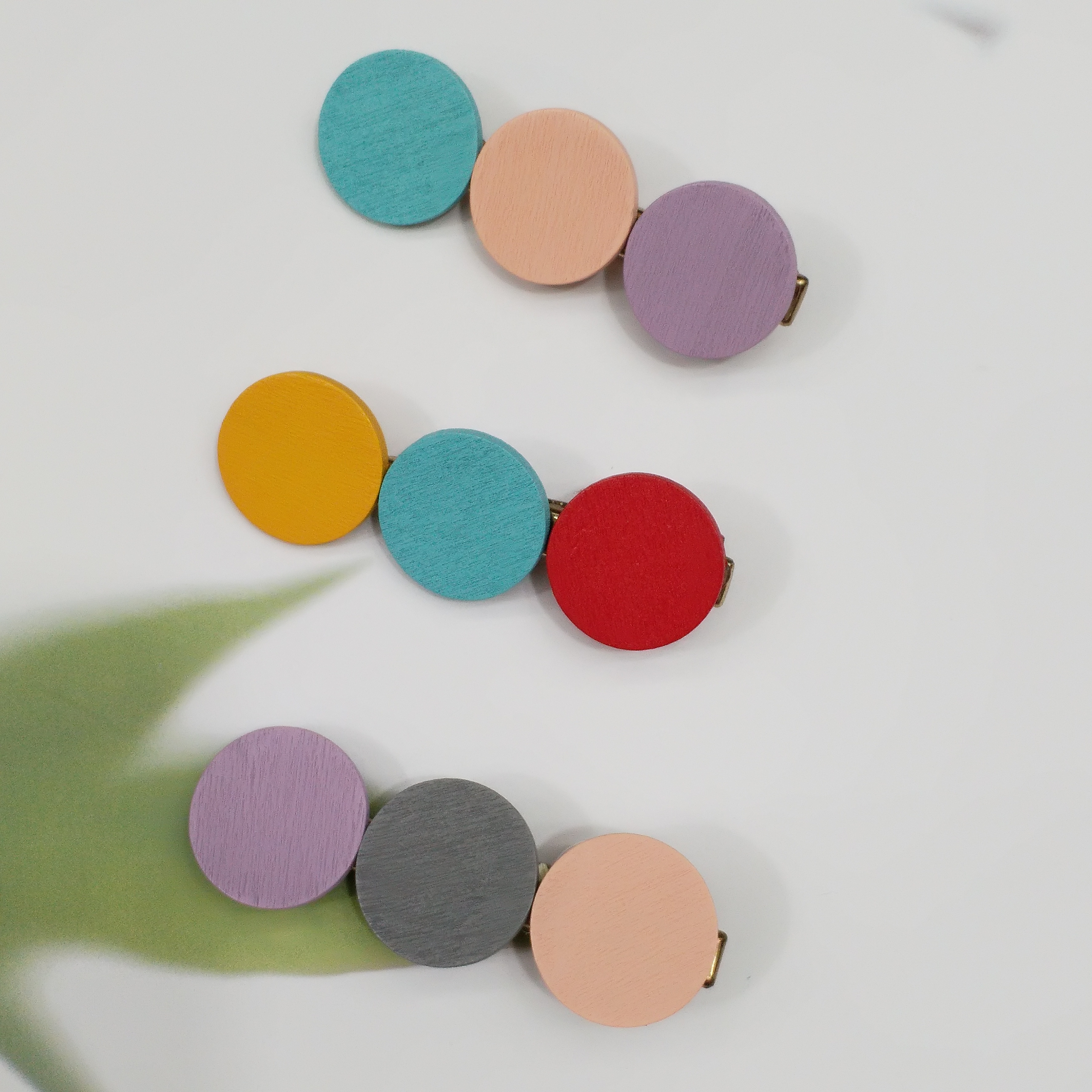 Pequeño pedazo de madera corazón redondo mini clip para el pelo accesorios para el pelo versión coreana para niñas Application Scenario