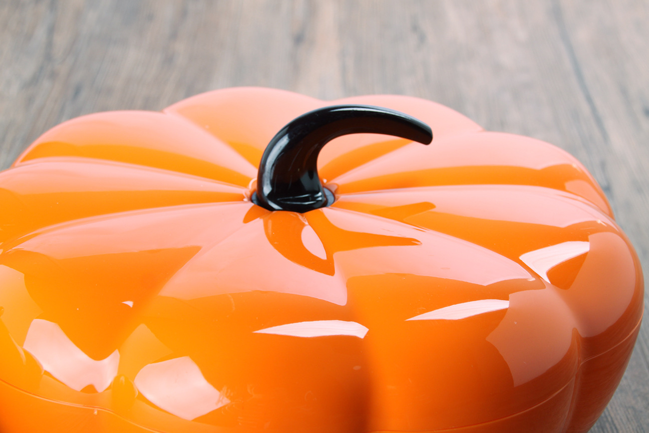 New pumpkin candy plate details Picture