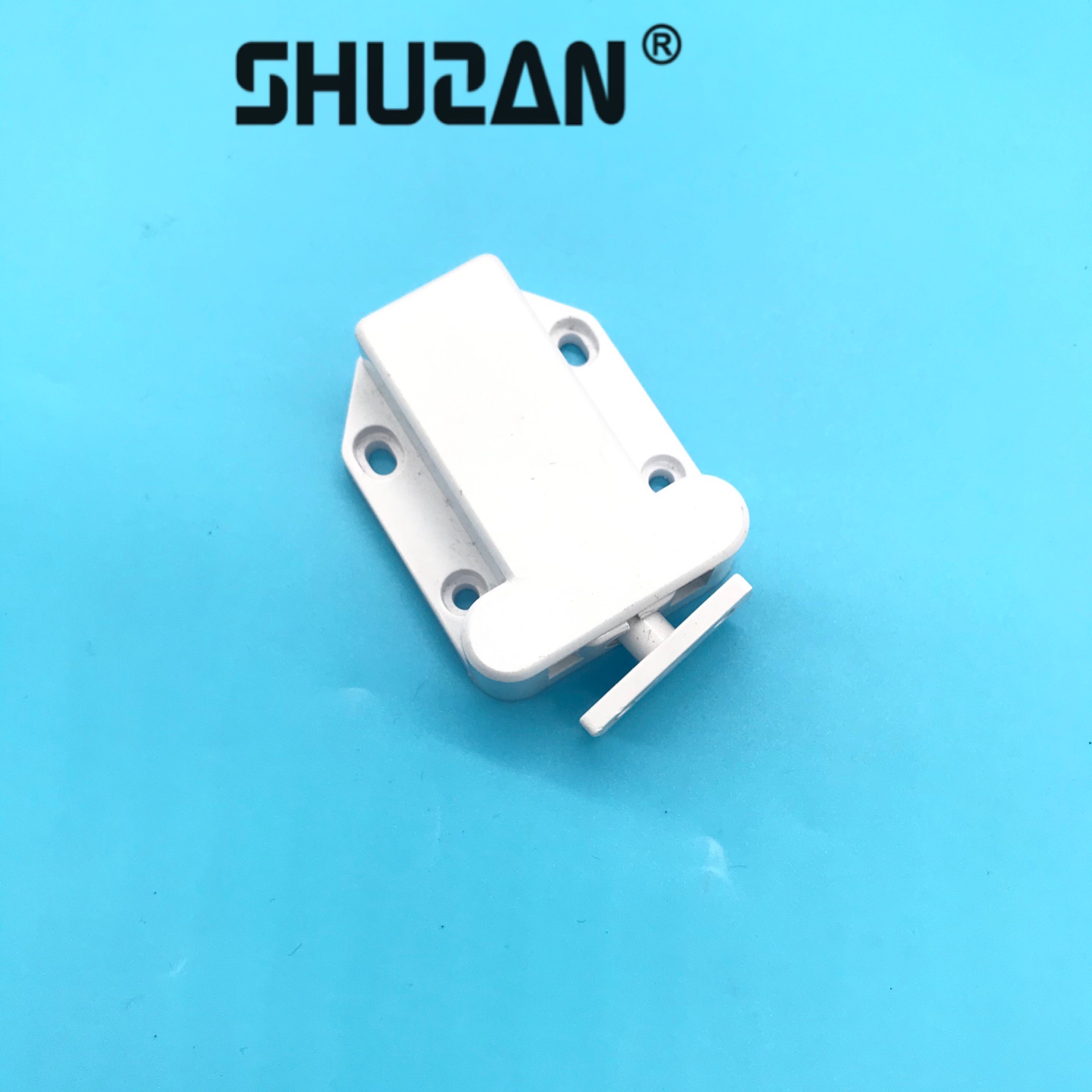 Shuzan Beetle self-locking door suction Fire cabinet door rebound Ball hardware accessories Bedroom anti-soil hanging door handle, special for Yemen Application Scenario