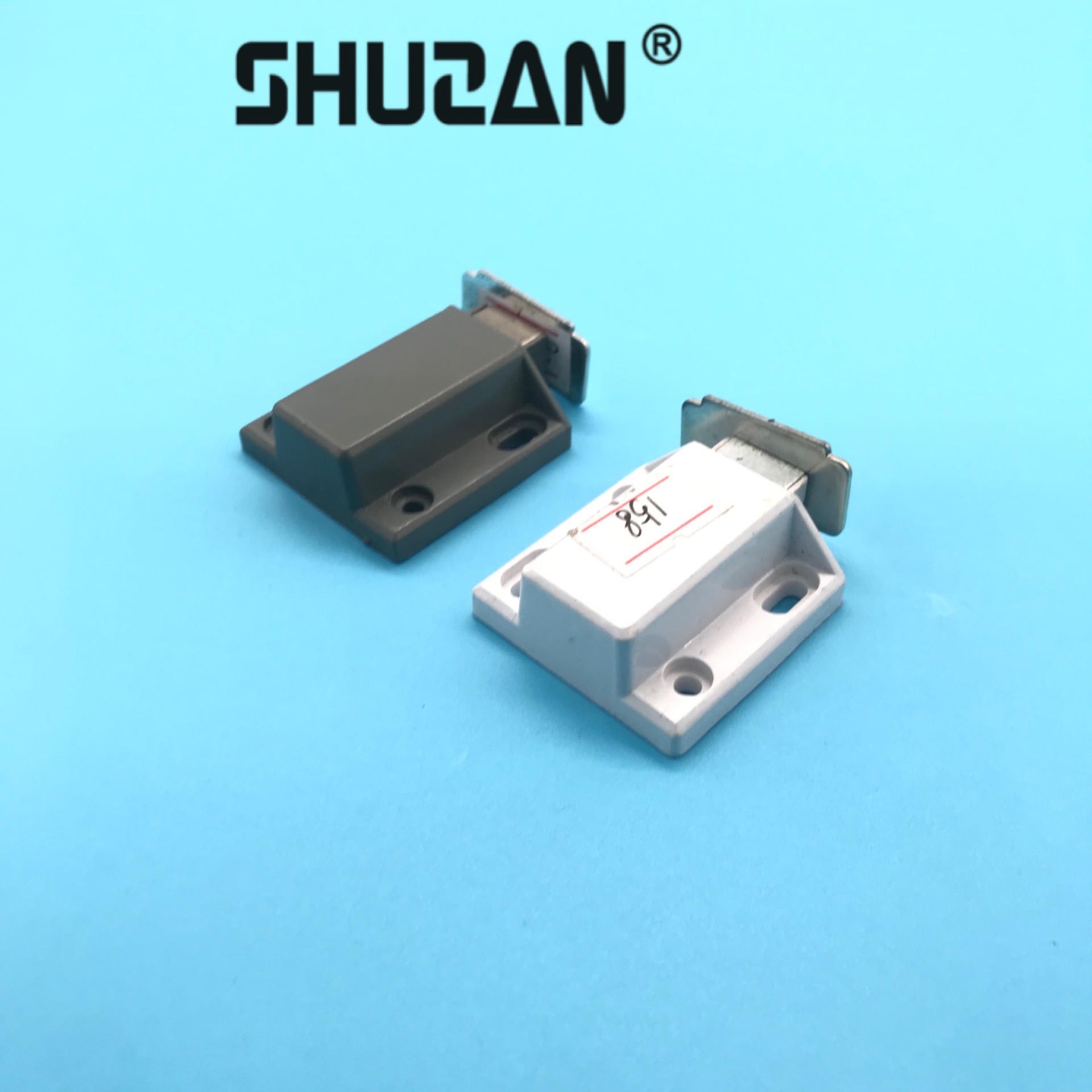 Shuzan contacto magnético cerradura de puerta de gabinete interruptor elástico de prensa gabinete cuadrado succión magnética puerta del acuario accesorios de armario de alta resistencia y durabilidad Application Scenario