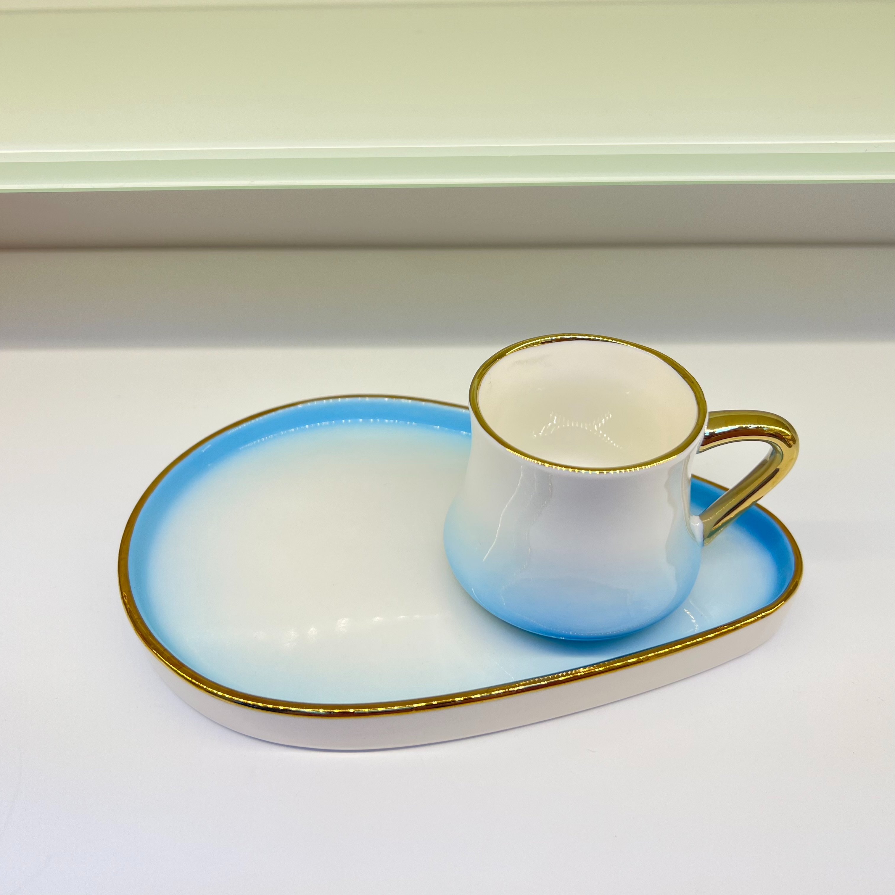 Customized Middle Eastern country ceramic coffee cup and saucer gradient color new 90cc coffee cup set, gold-plated glossy glazed ceramic 6 cups and 6 saucers, Turkish 12-piece set gift box set Customized Middle Eastern country ceramic coffee cup and saucer gradient color new 90cc coffee cup set, gold-plated glossy glazed ceramic 6 cups and 6 saucers, Turkish 12-piece set gift box set