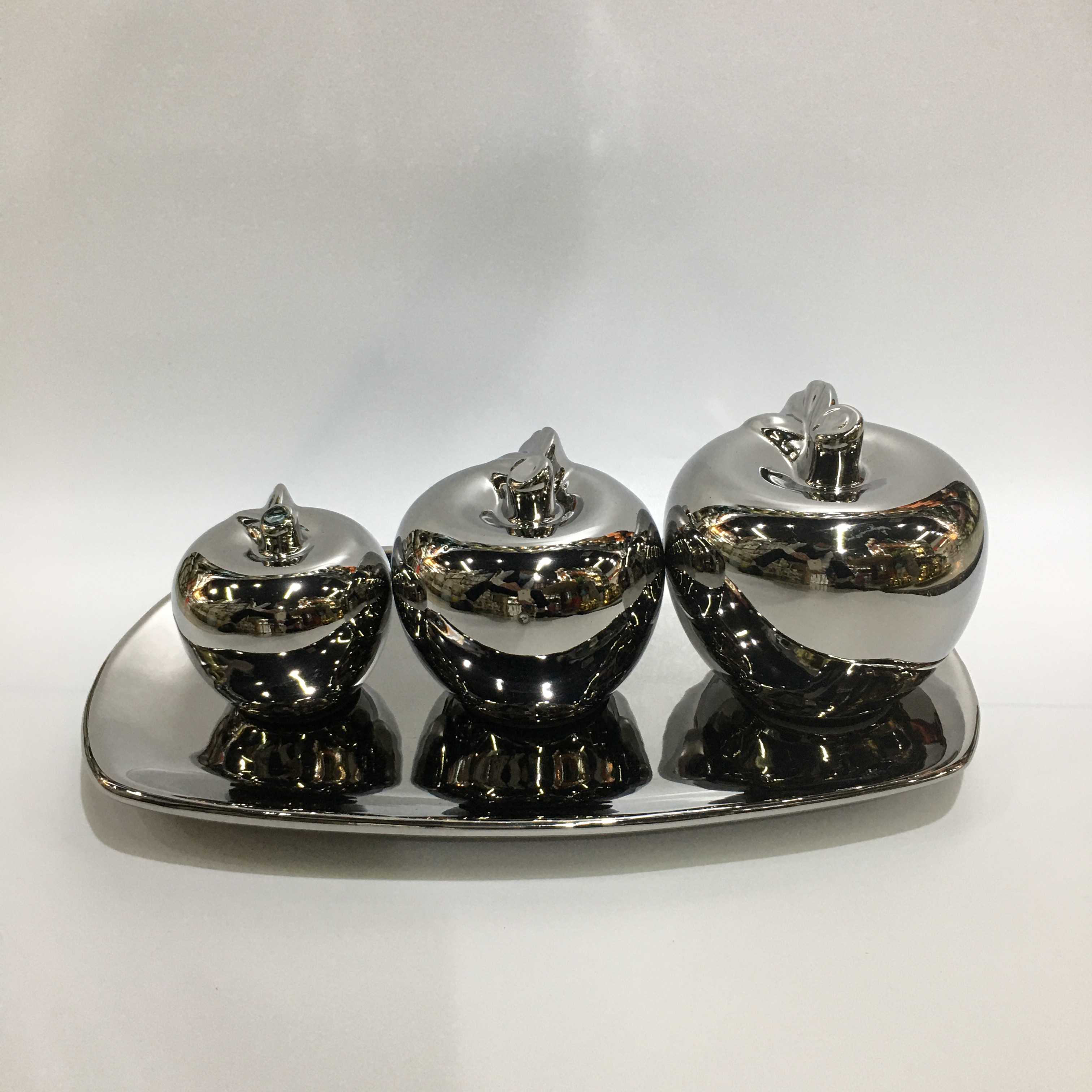 2025chinagoods Ceramic Handicrafts Hotel and Home Four-Piece Set, Pure silver Apple Ornament, Modern and Simple Office Creative Ornament, Decorative Wine cabinet and TV Cabinet ornament