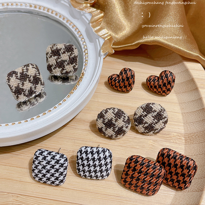 925 Silver Needle, Dongdaemun, South Korea, fashionable and exaggerated earrings, crystal fabric flower long earrings, design sense earrings details Picture