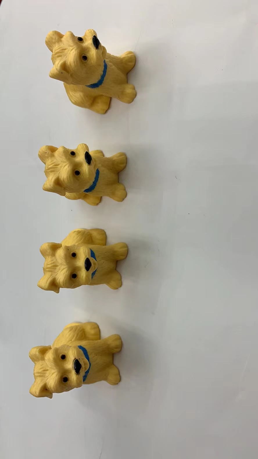 46玩具黄色狗狗公仔手办玩具玩偶黄色小摆件玩具