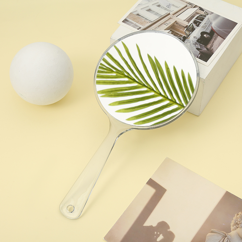 New fashionable Japanese and Korean popular beauty mirror, makeup mirror handle, straight handle, transparent candy color 07 Application Scenario