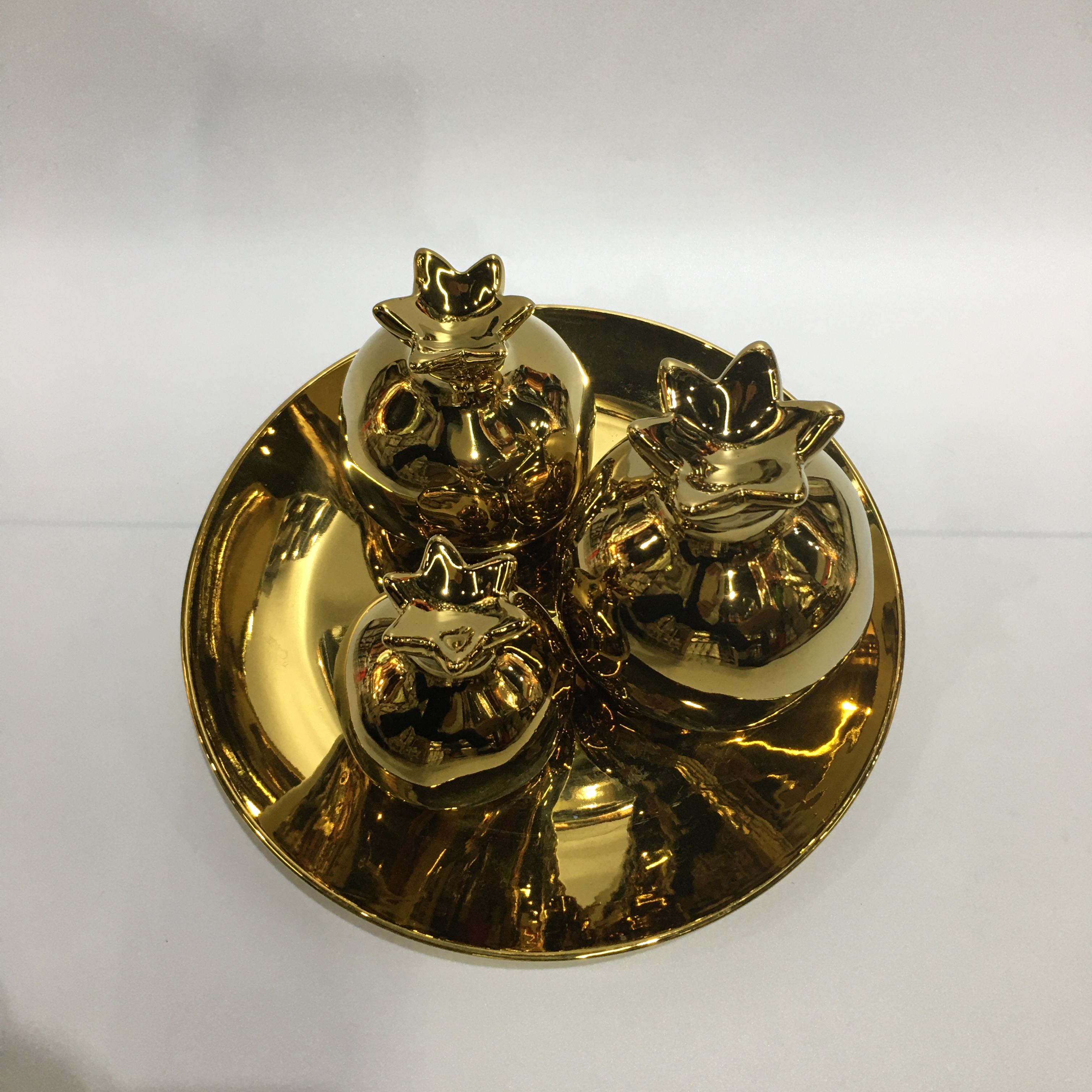 2025chinagoods Ceramic Handicrafts Hotel and Home Four-Piece Set, Golden Pomegranate Ornaments, Modern and simple Office Creative Ornaments, Wine cabinet and TV Cabinet Ornaments, Bestsellers details Picture