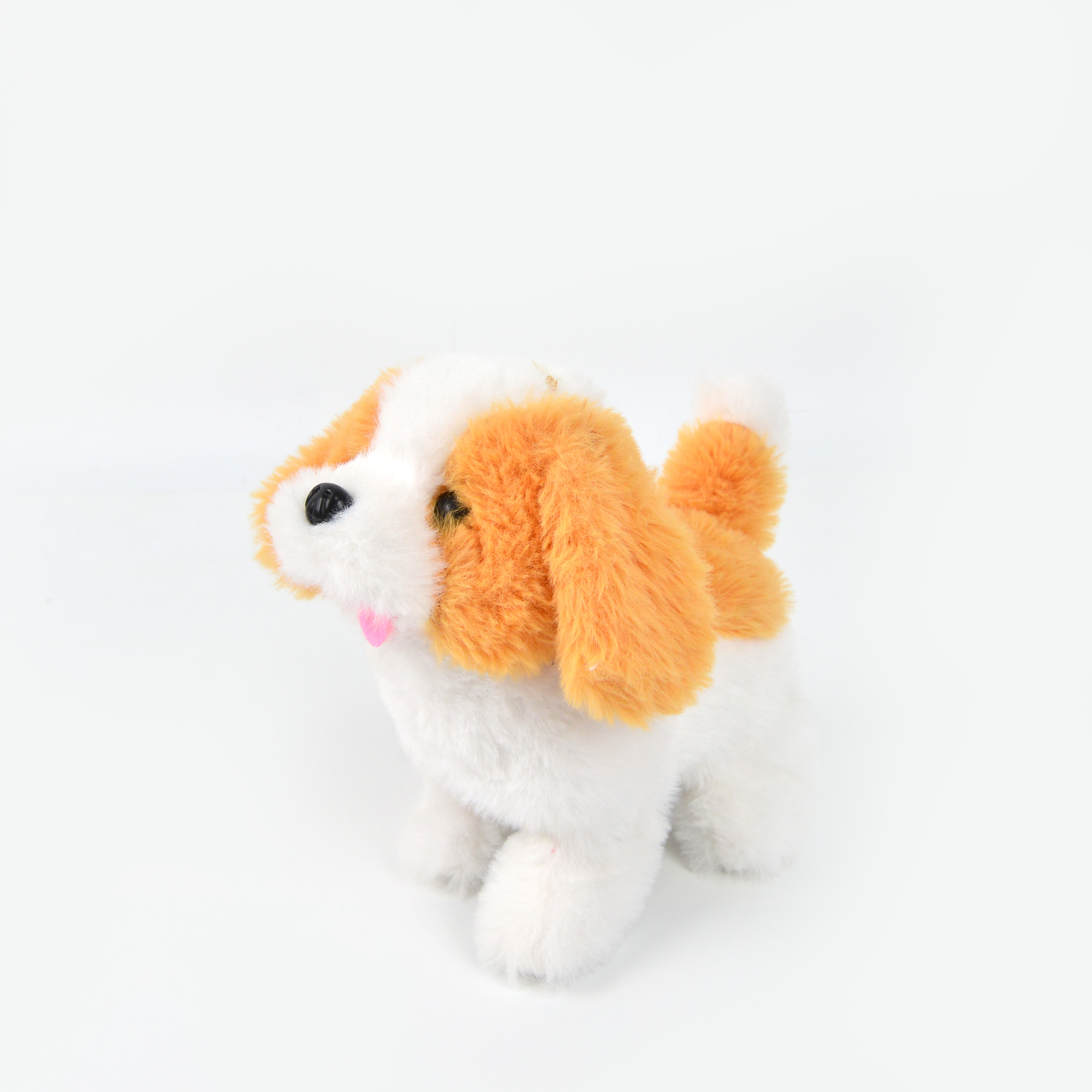 The simulated plush electric dog can walk, bark, nod, shake its head and wag its tail. It's a children's toy and is available for wholesale at street stalls. It's an electric yellow husky Specification image