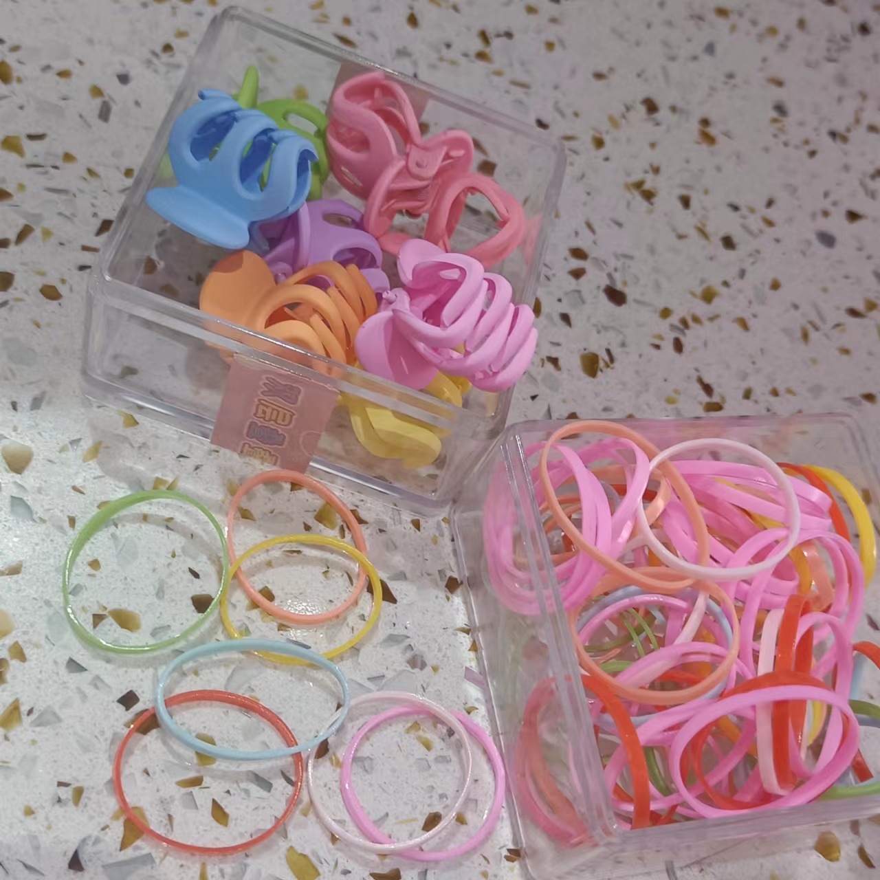 The 2022 winter new product, the double-layer Stackable matte scratch-off long stretch unbroken one-time rubber band, is the main color for autumn and winter and a must-have for princesses Specification image