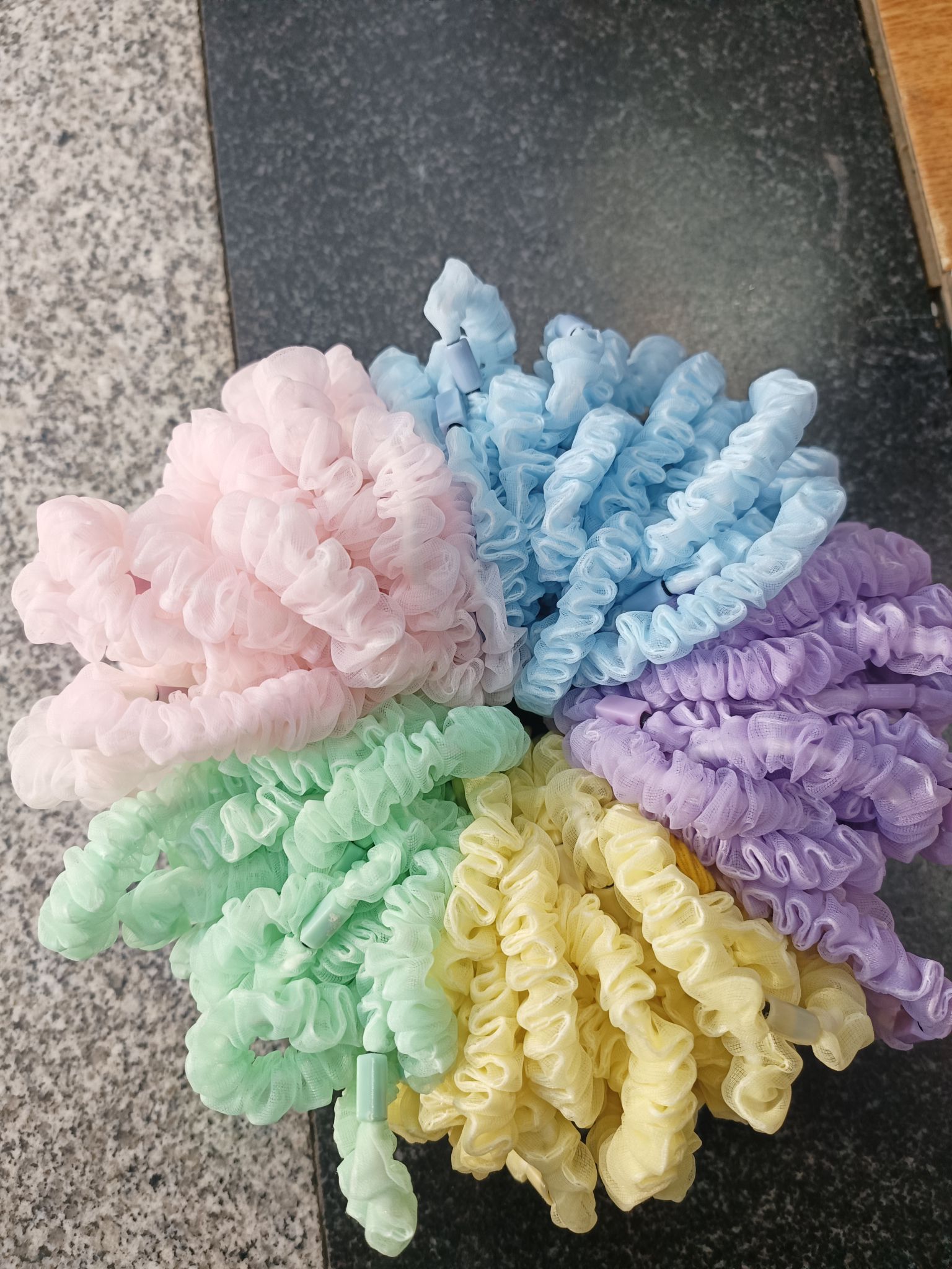 100装，2022飞飞皮筋小猪肠秋冬爆款系列