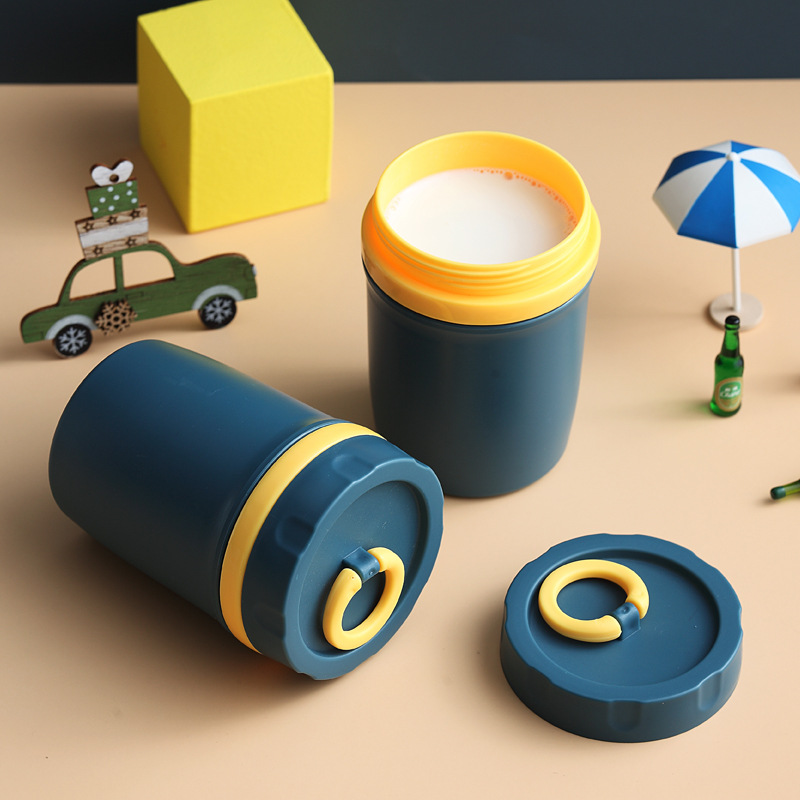 Double-layer plastic insulated soup cup Application Scenario