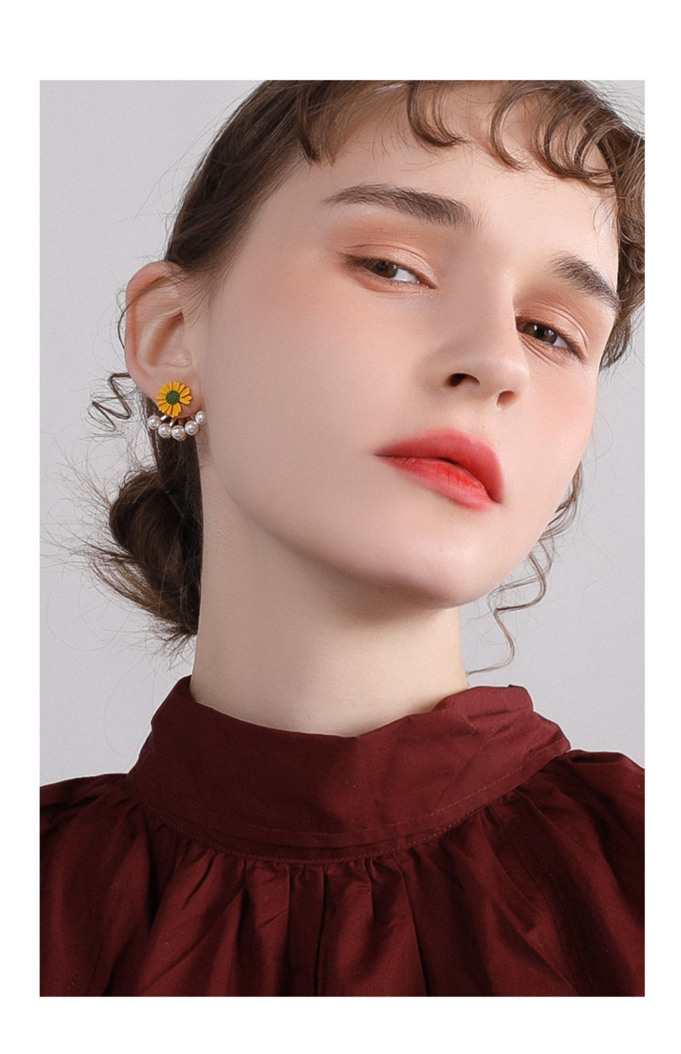 925 sterling silver needle, high-end white wood long earrings, Korean handcrafted beaded round earrings, Internet celebrity, exaggerated Application Scenario