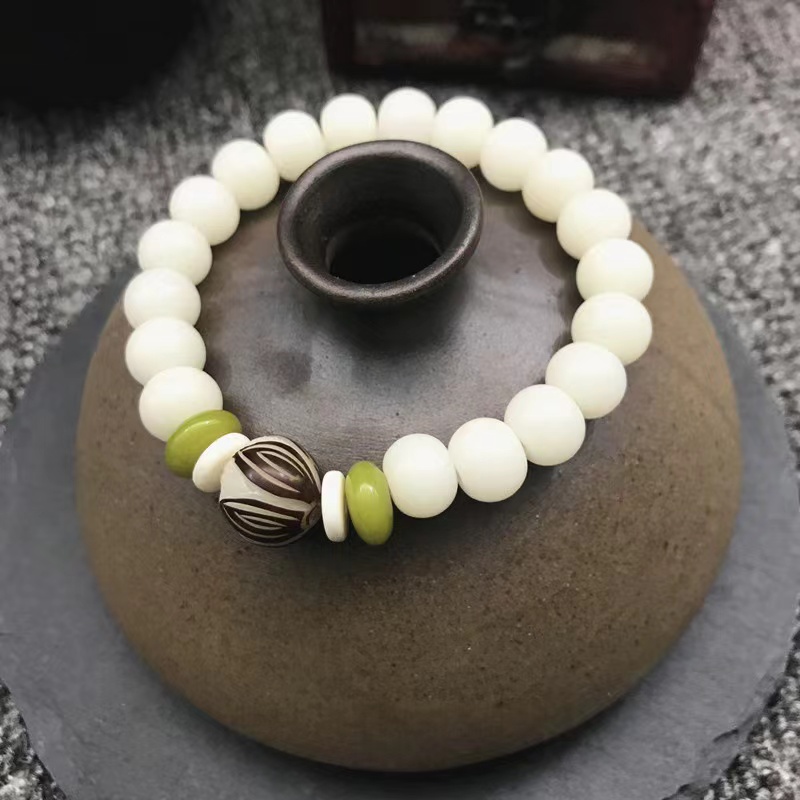 8*10 natural white jade Bodhi bracelet without pendant, Bodhi root lotus details Picture
