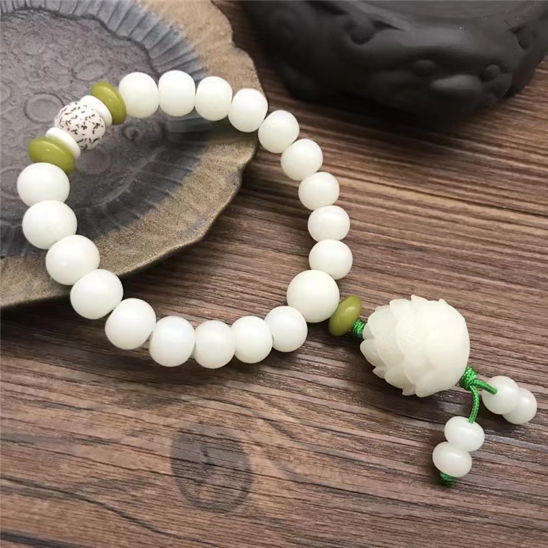 8*10 natural white jade Bodhi pendant, five-layer lotus style bracelet Item Picture