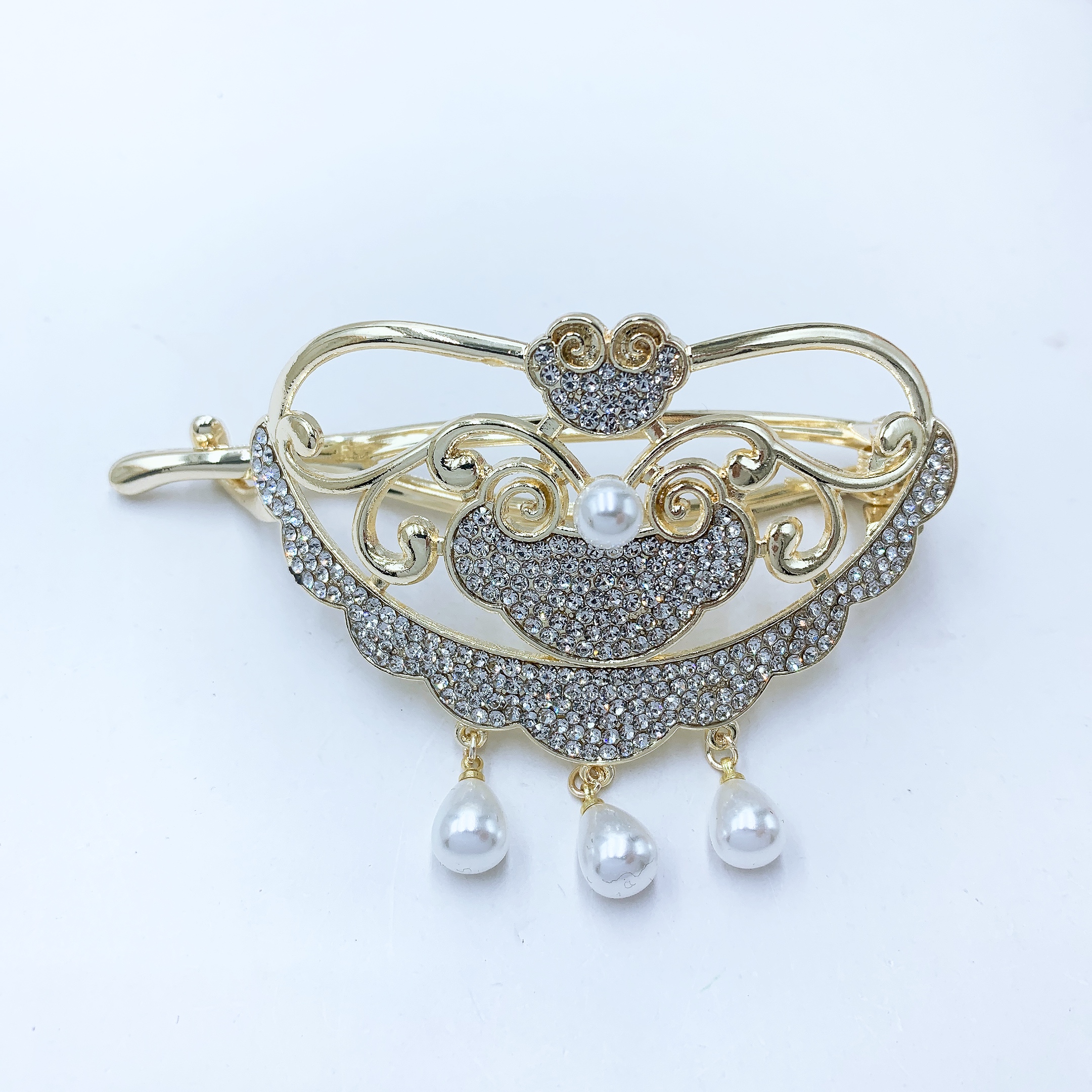 The popular safety lock twist clip is a beautiful and romantic Han Xu accessory Application Scenario