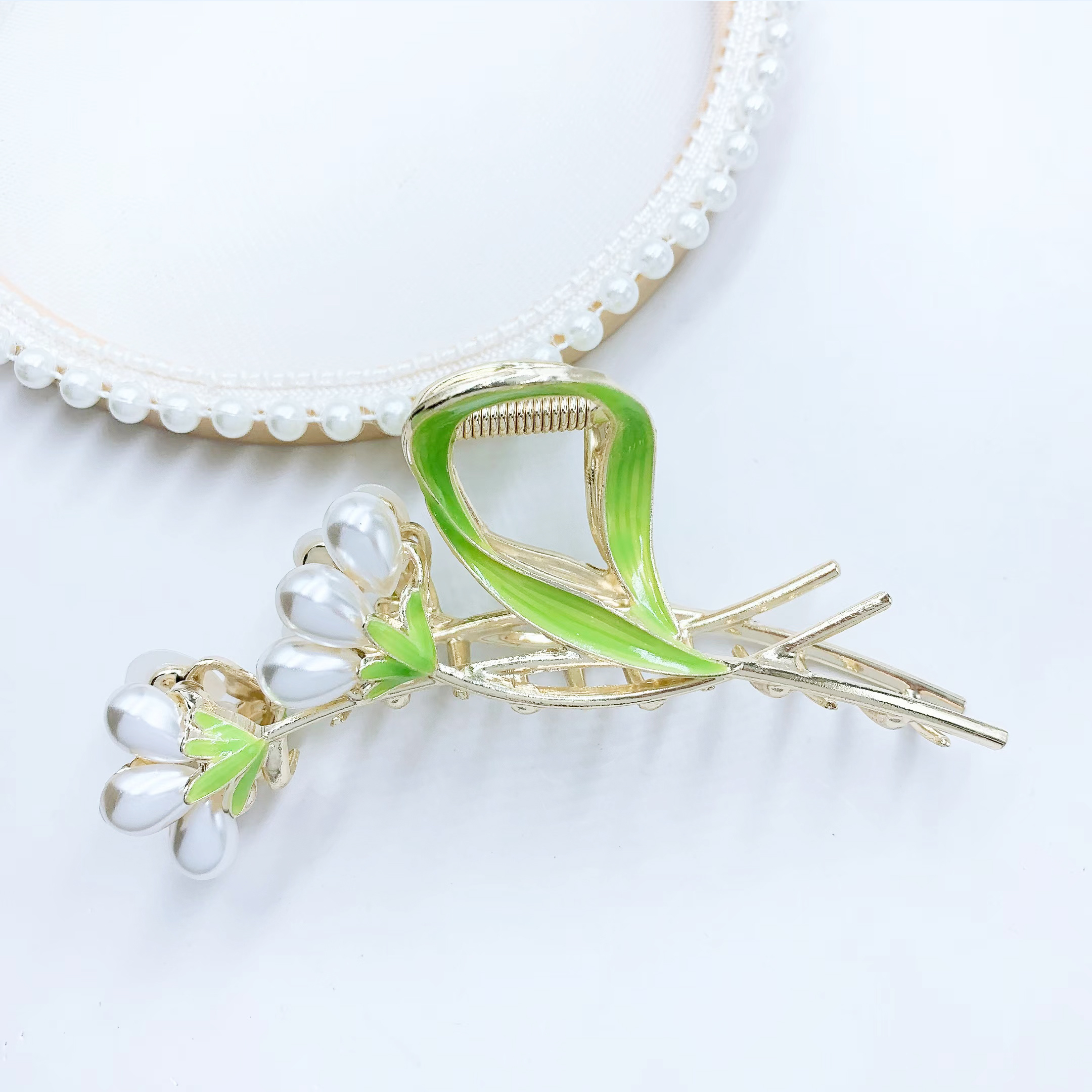 The popular oil-dripping flower collection is a beautiful and romantic Korean-style accessory Specification image