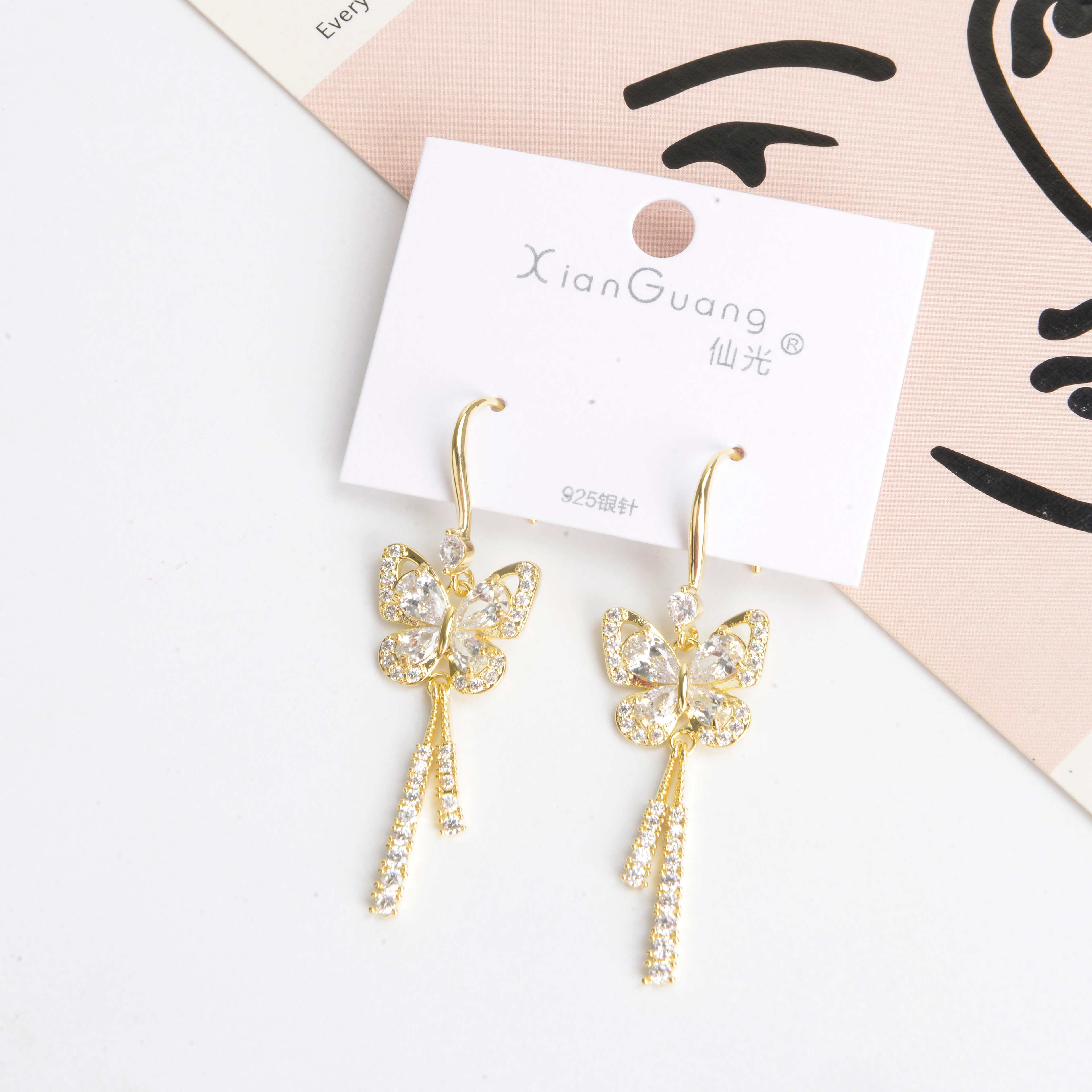 新品耳环小众设计高级感网红耳饰女防过敏925银针蝴蝶带钻耳环详情1